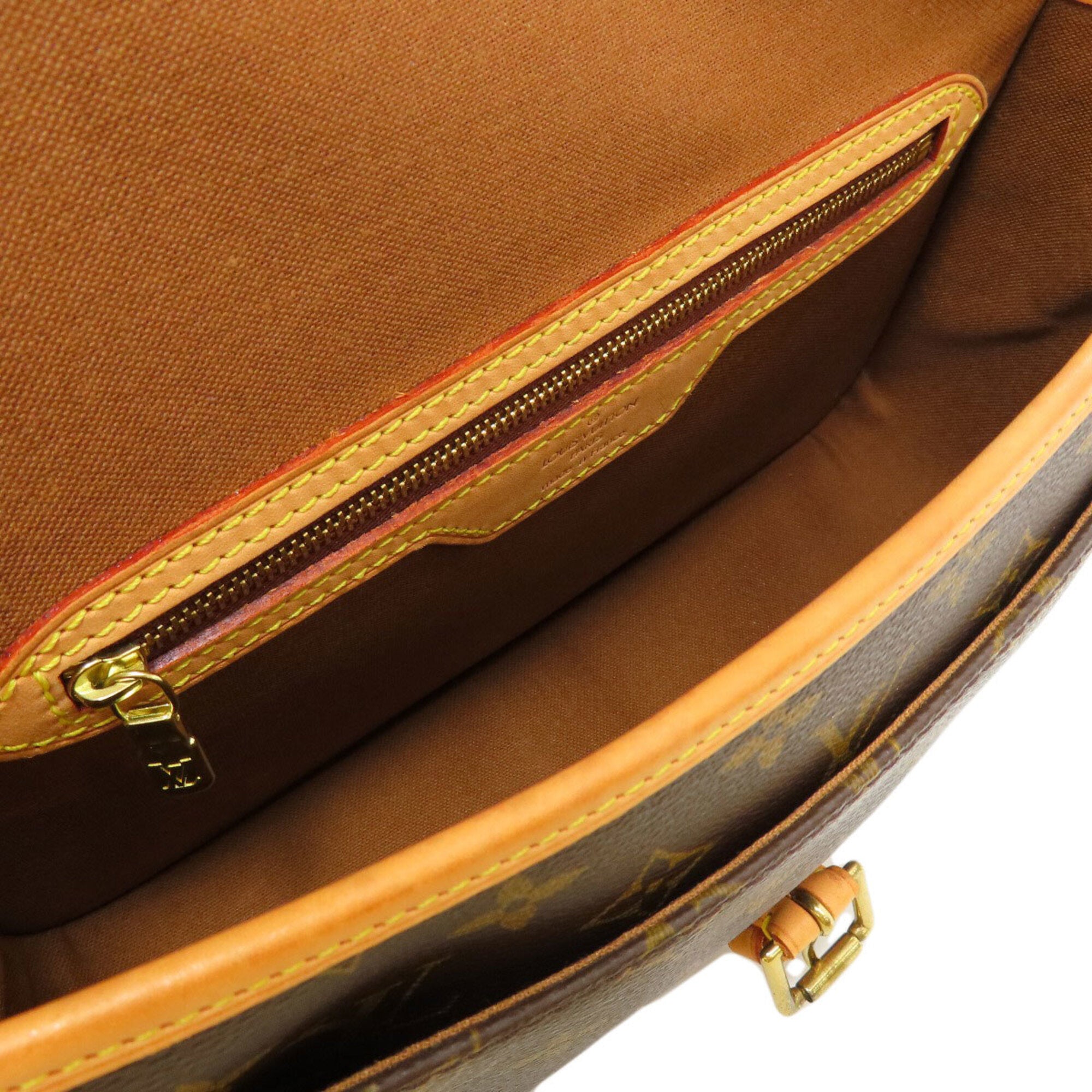 Louis Vuitton Monogram Monogram Shoulder Bag (Pre-Owned)