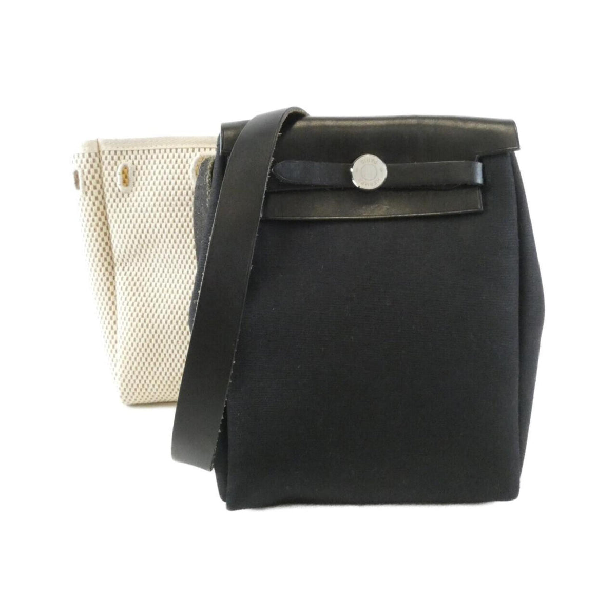 Hermes Black Shoulder Bag (Pre-Owned)