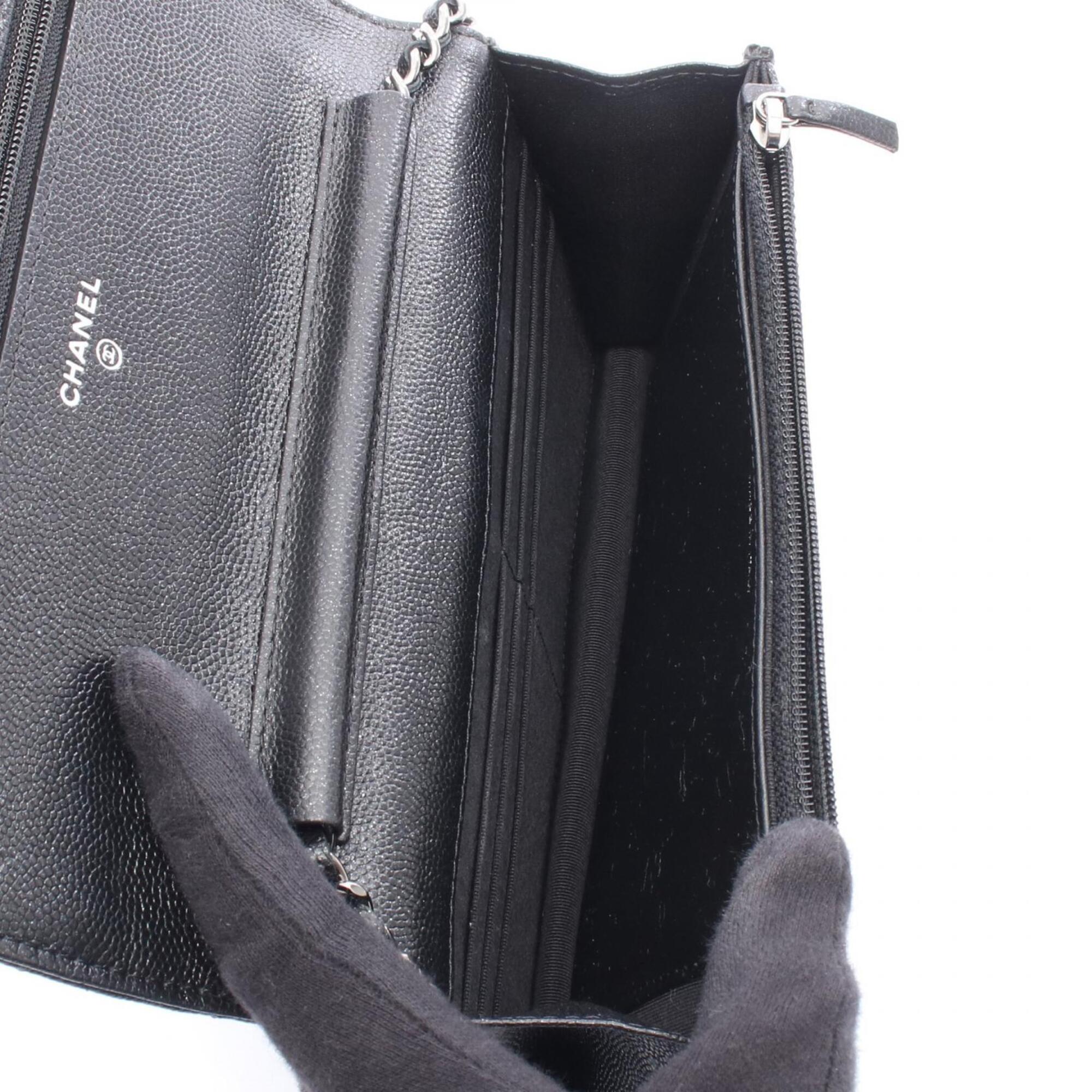 Chanel Black Grained Calfskin Handbag Shoulder Bag (Pre-Owned)