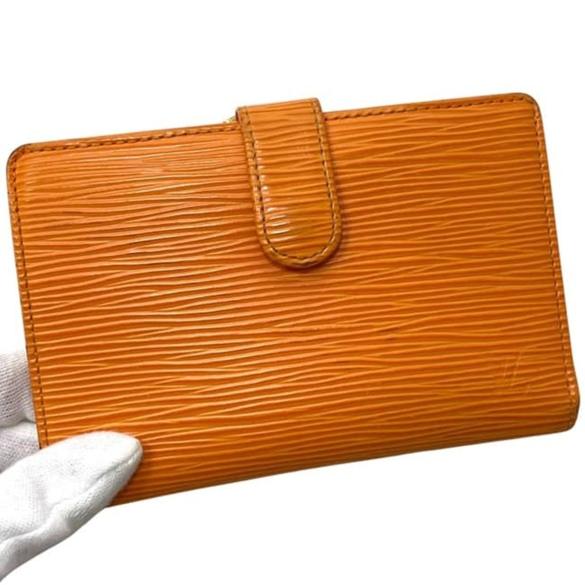 Louis Vuitton Epi Mandarin Orange Epi Leather Wallet (Bi-Fold) (Pre-Owned)