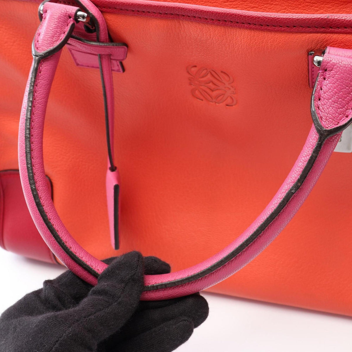 Loewe Orange Pink Red Color Leather Handbag (Pre-Owned)