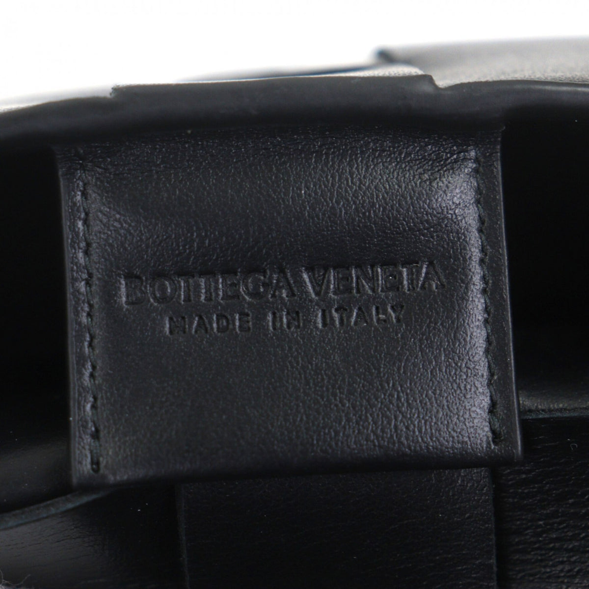 Bottega Veneta Black Leather Shoulder Bag (Pre-Owned)
