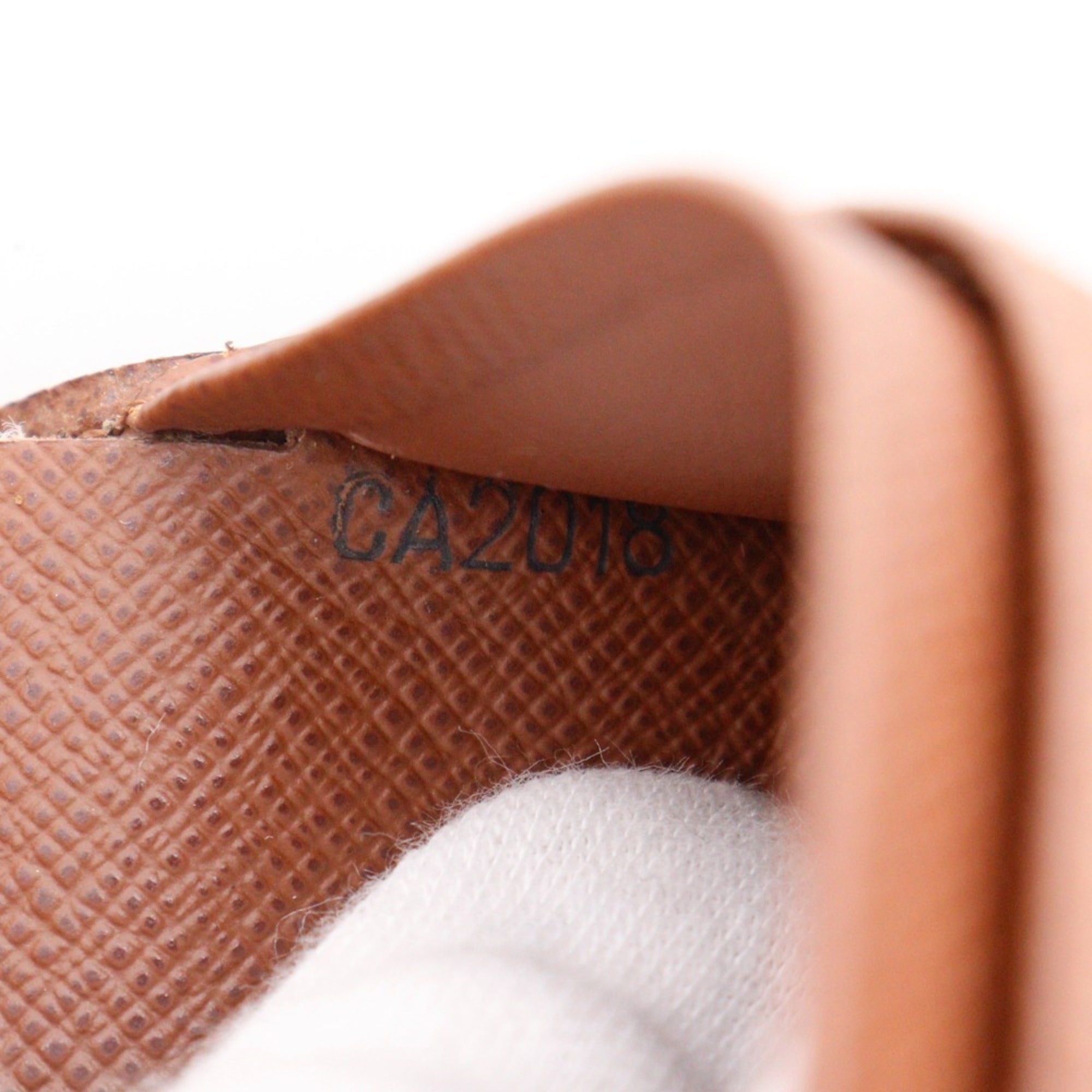 Louis Vuitton Brown Monogram Canvas Wallet (Bi-Fold) (Pre-Owned)