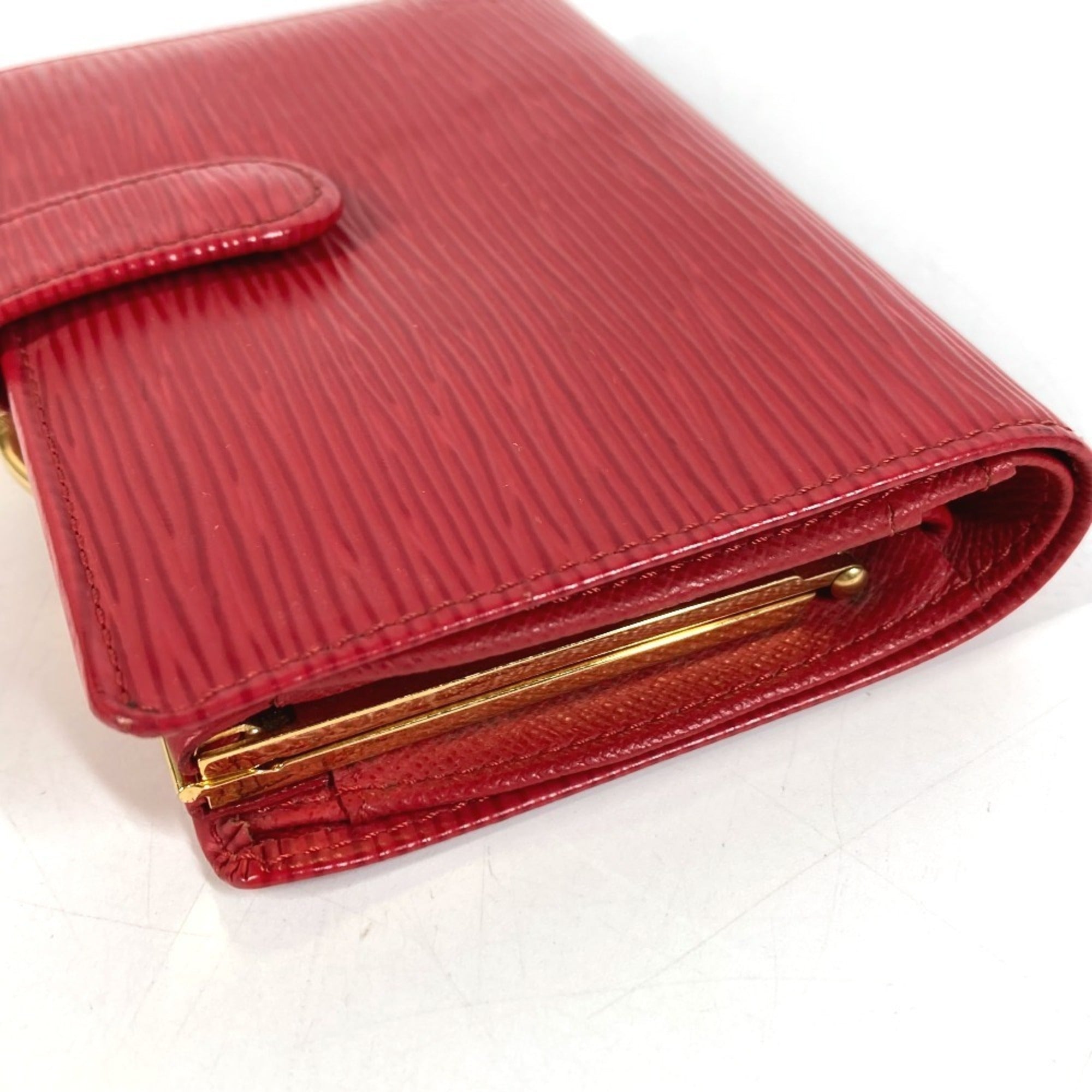 Louis Vuitton Epi Red Color Rouge Epi Leather Wallet (Bi-Fold) (Pre-Owned)