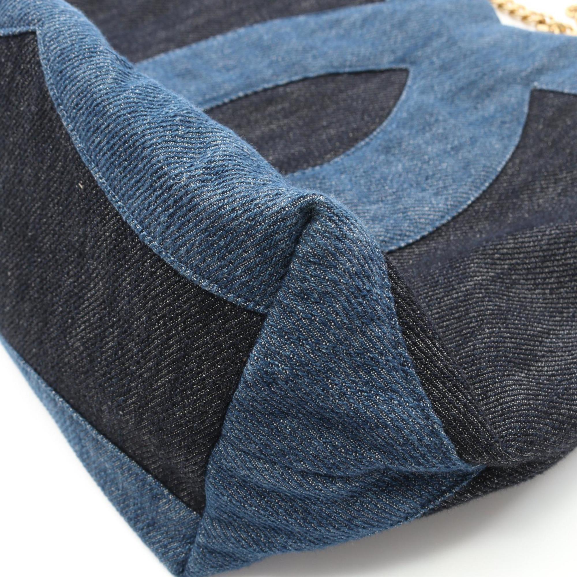 Chanel Navy Denim Tote Bag (Pre-Owned)