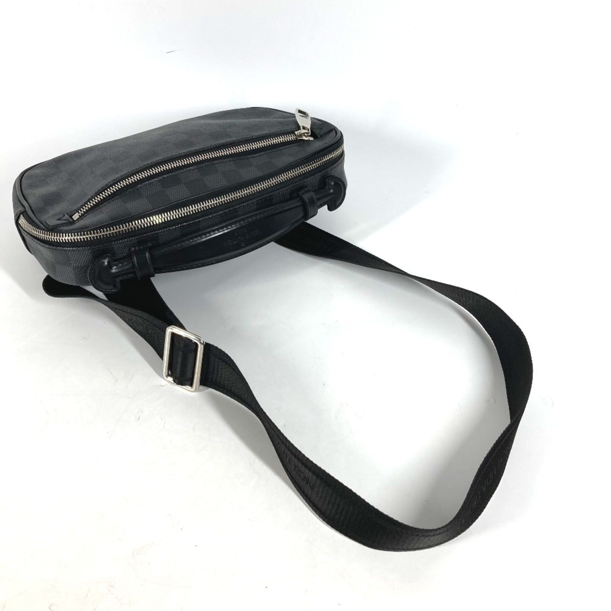 Louis Vuitton Damier Graphite Black Damier Graphite Shoulder Bag Sling Bag (Pre-Owned)