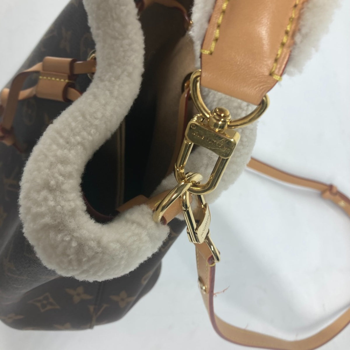 Louis Vuitton Brown Monogram Handbag Shoulder Bag (Pre-Owned)