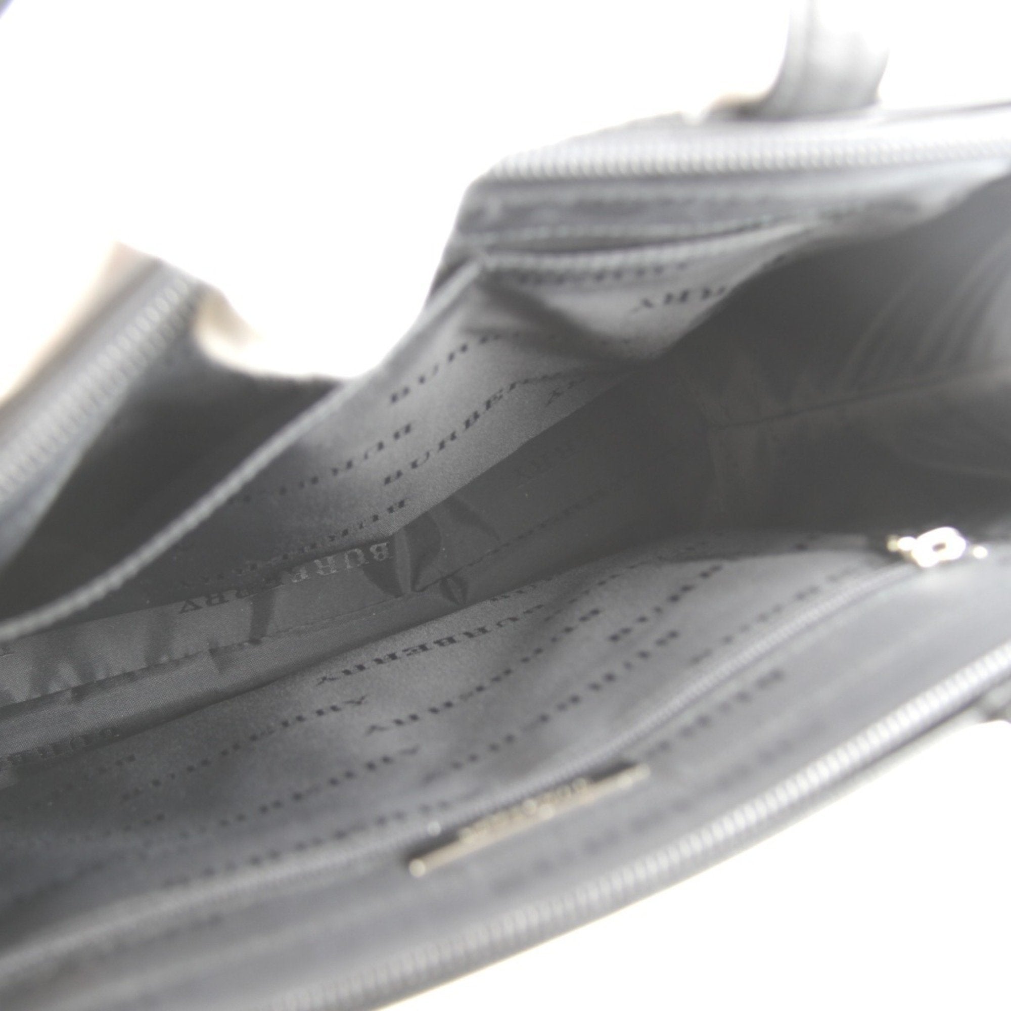 Burberry Black Leather Tote Bag (Pre-Owned)