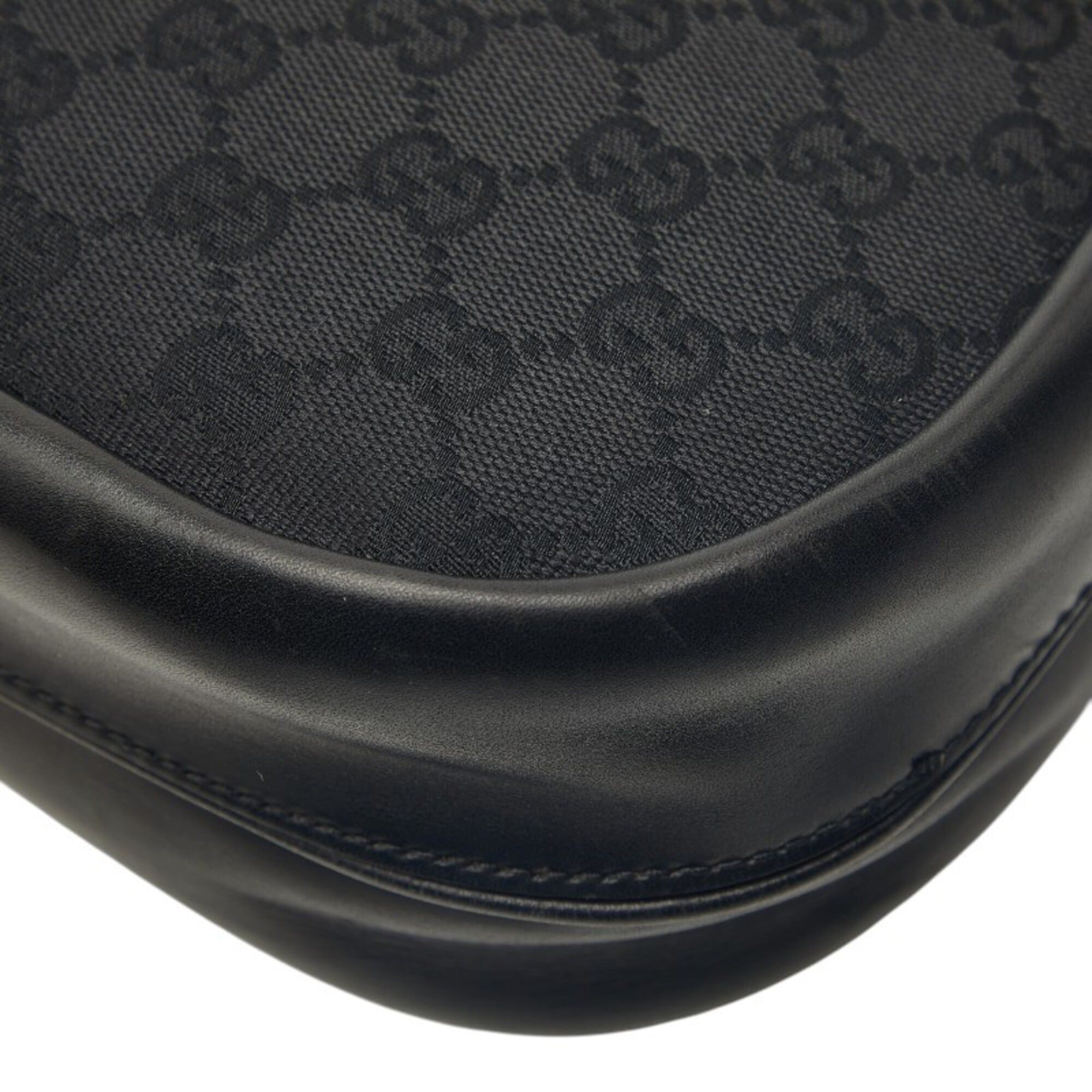 Gucci Black Canvas Leather Handbag (Pre-Owned)