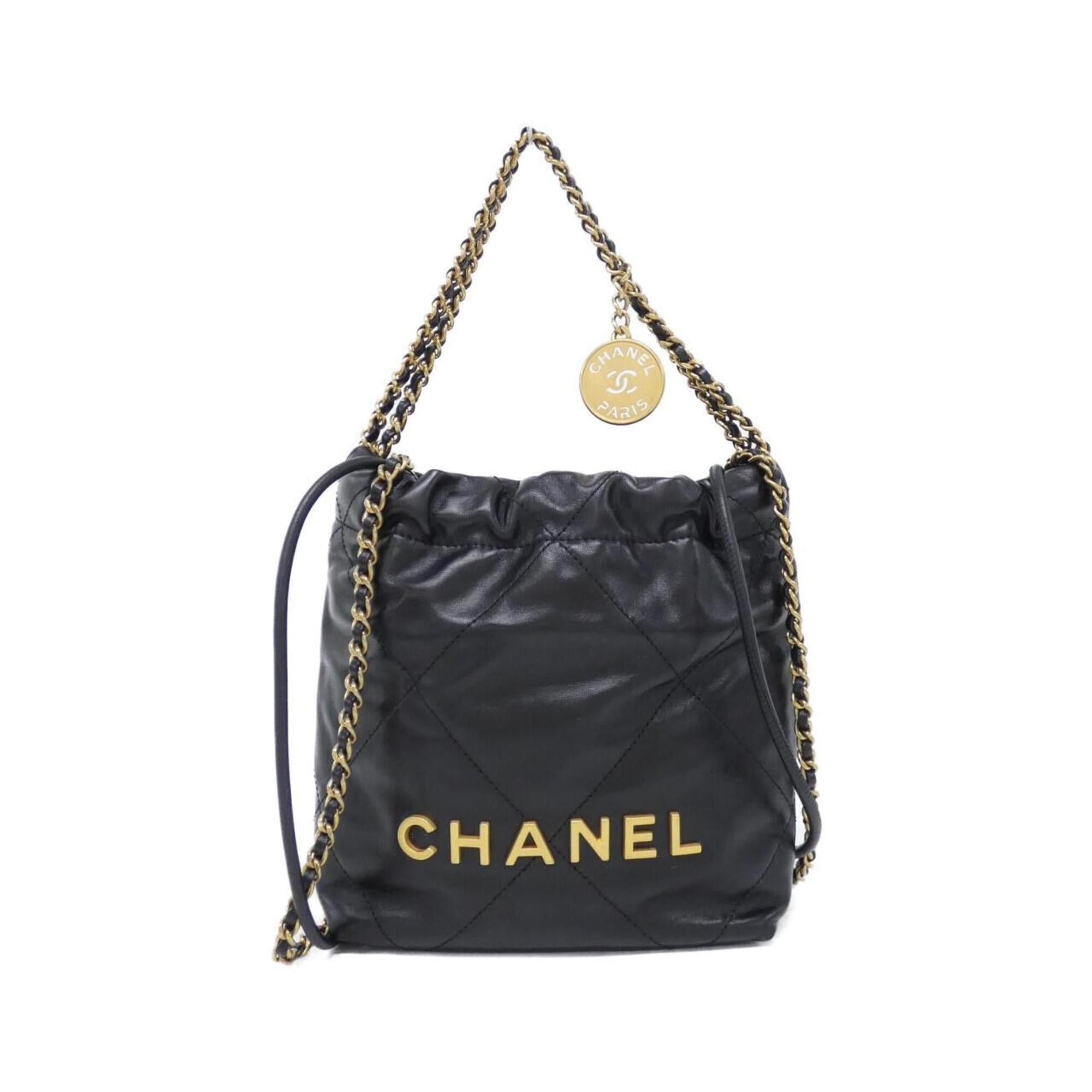 Chanel Black Leather Handbag (Pre-Owned)