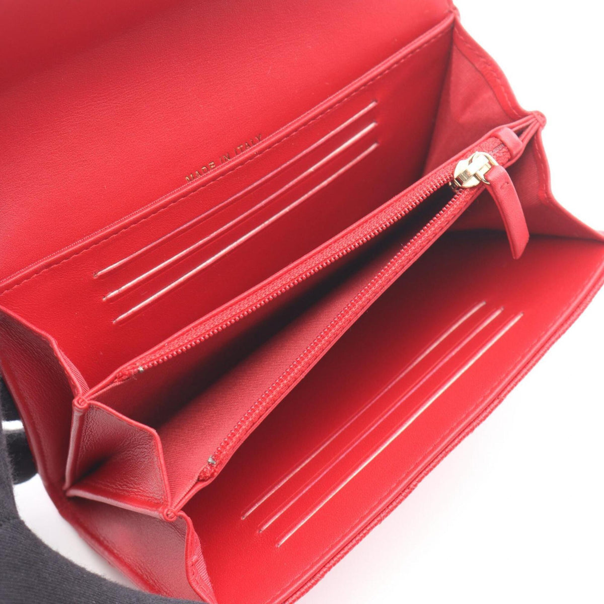 Chanel Red Color Grained Calfskin Wallet (Bi-Fold) (Pre-Owned)