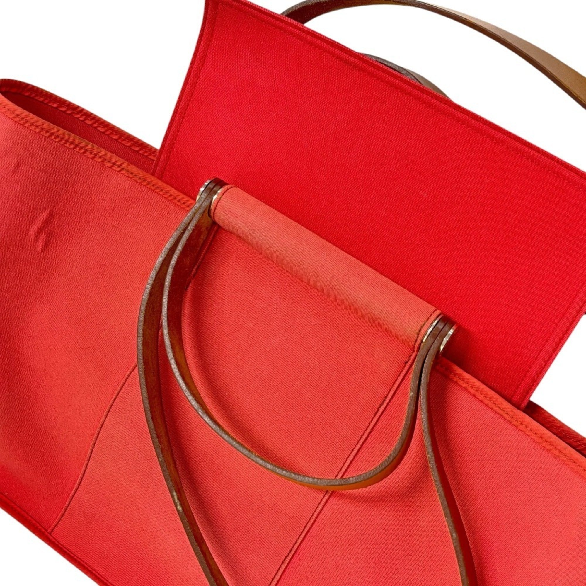 Hermes Pink Handbag (Pre-Owned)