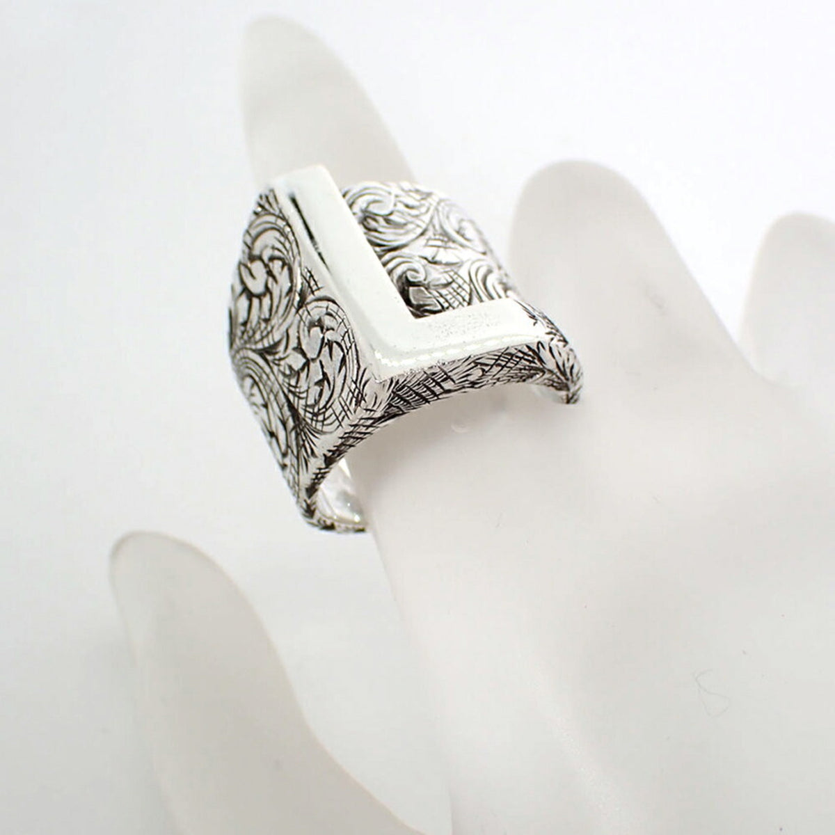 Gucci Sterling Silver 925 Band Ring (Pre-Owned)