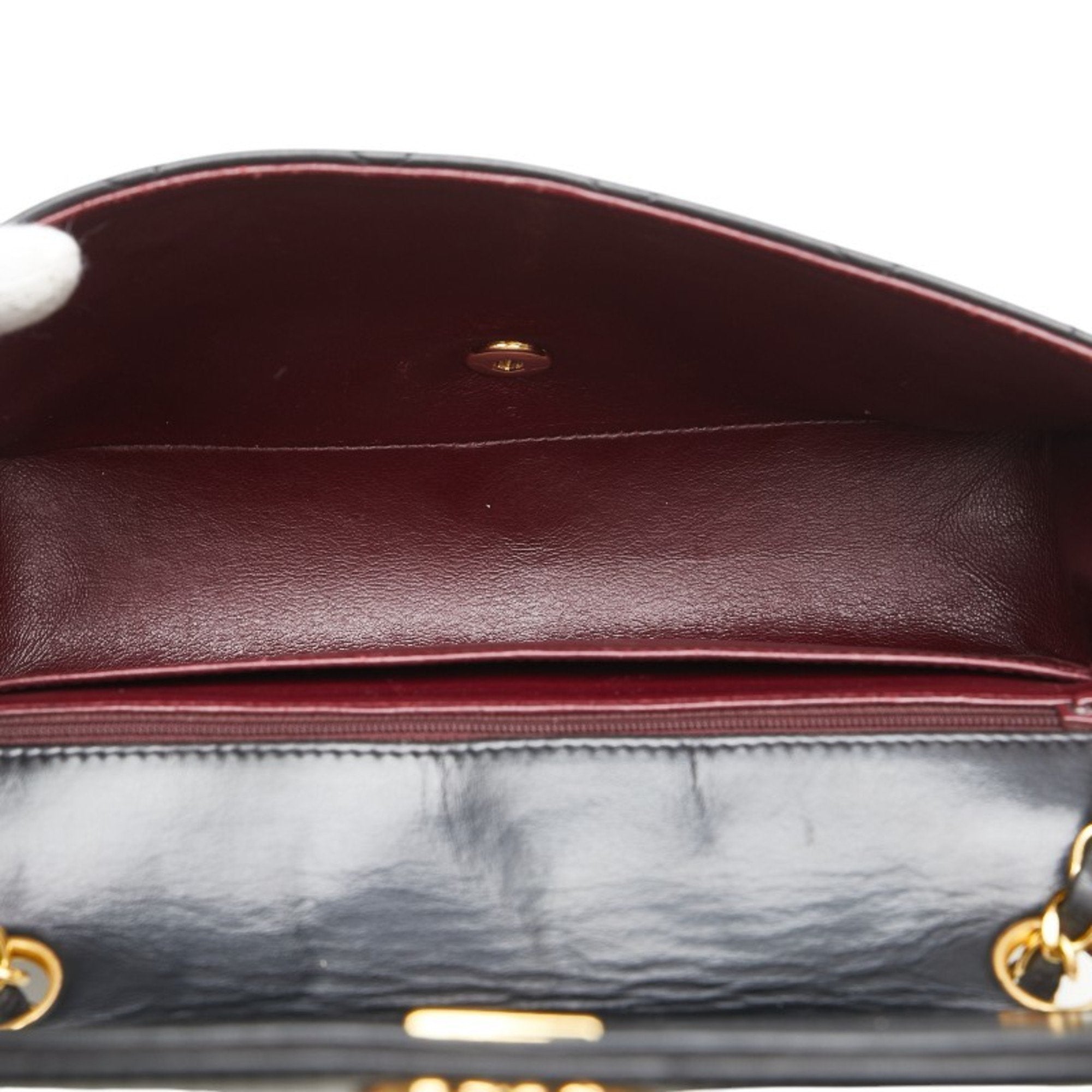 Chanel Black Leather Shoulder Bag (Pre-Owned)