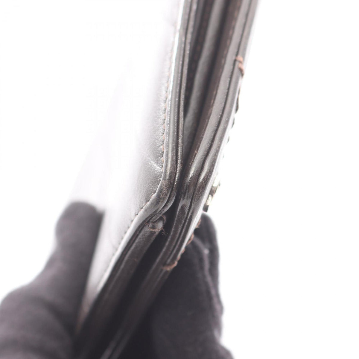 Chanel Brown Leather Long Wallet (Bi-Fold) (Pre-Owned)