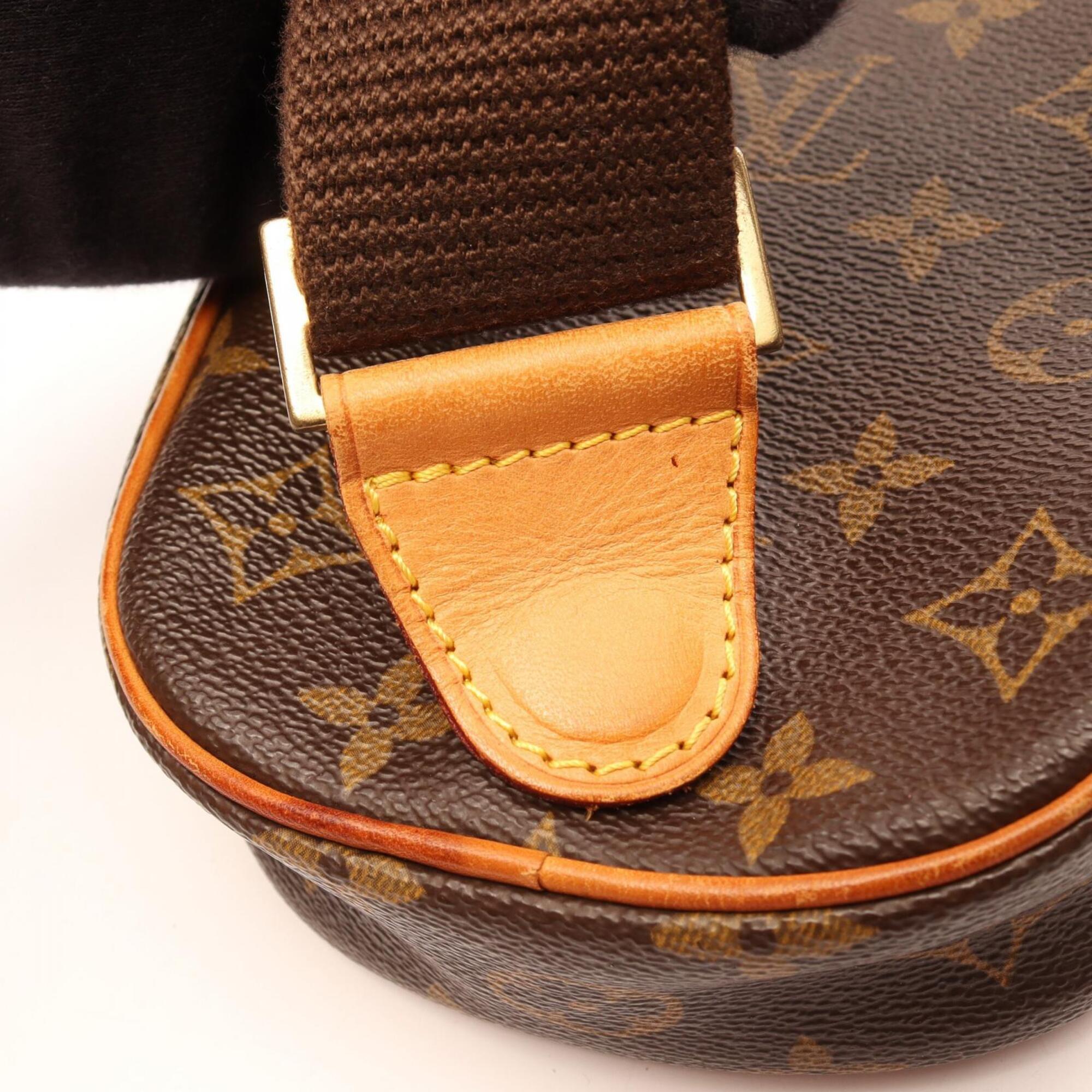 Louis Vuitton Brown Pvc Leather Fanny Pack Handbag (Pre-Owned)