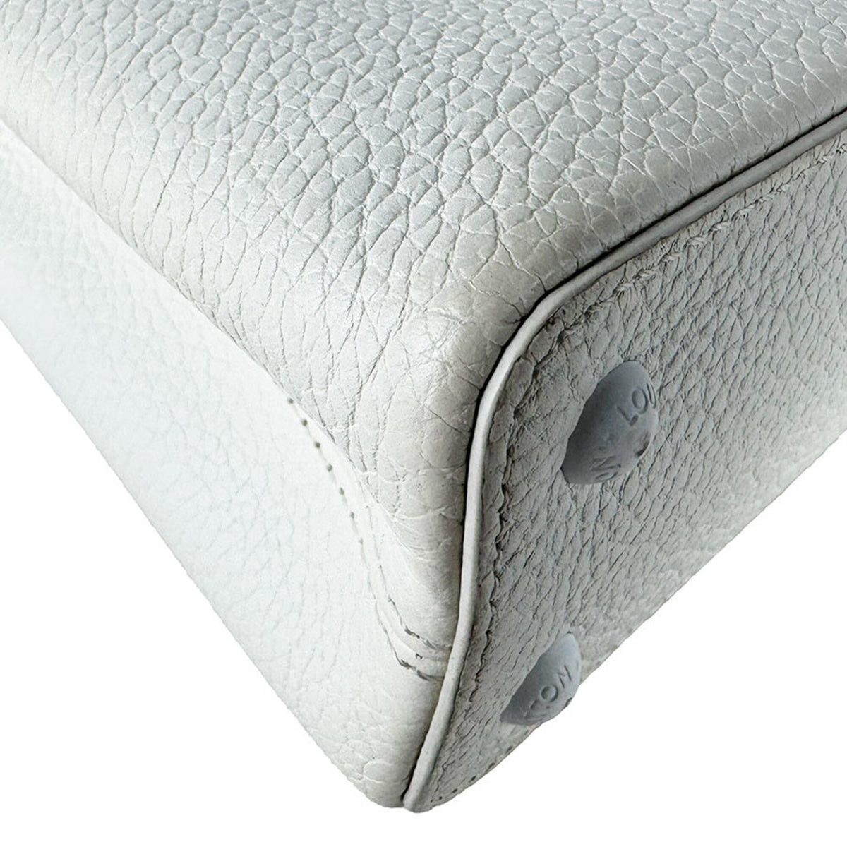 Louis Vuitton White Leather Handbag Shoulder Bag (Pre-Owned)