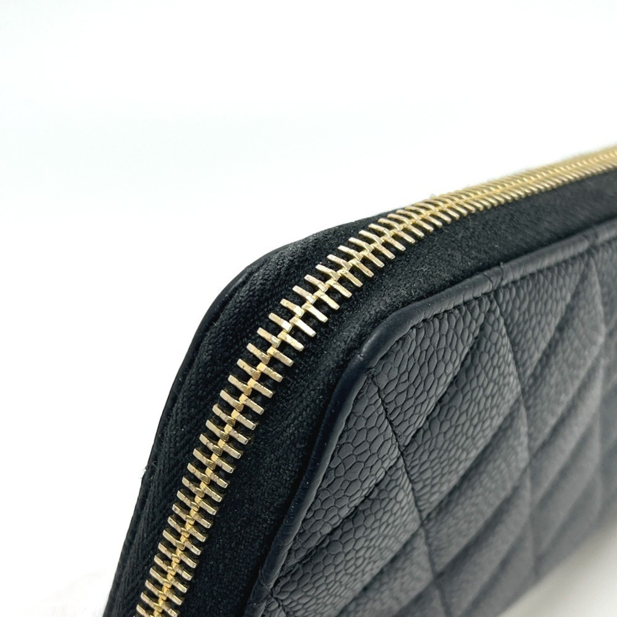 Chanel Black Grained Calfskin Long Wallet (Bi-Fold) (Pre-Owned)