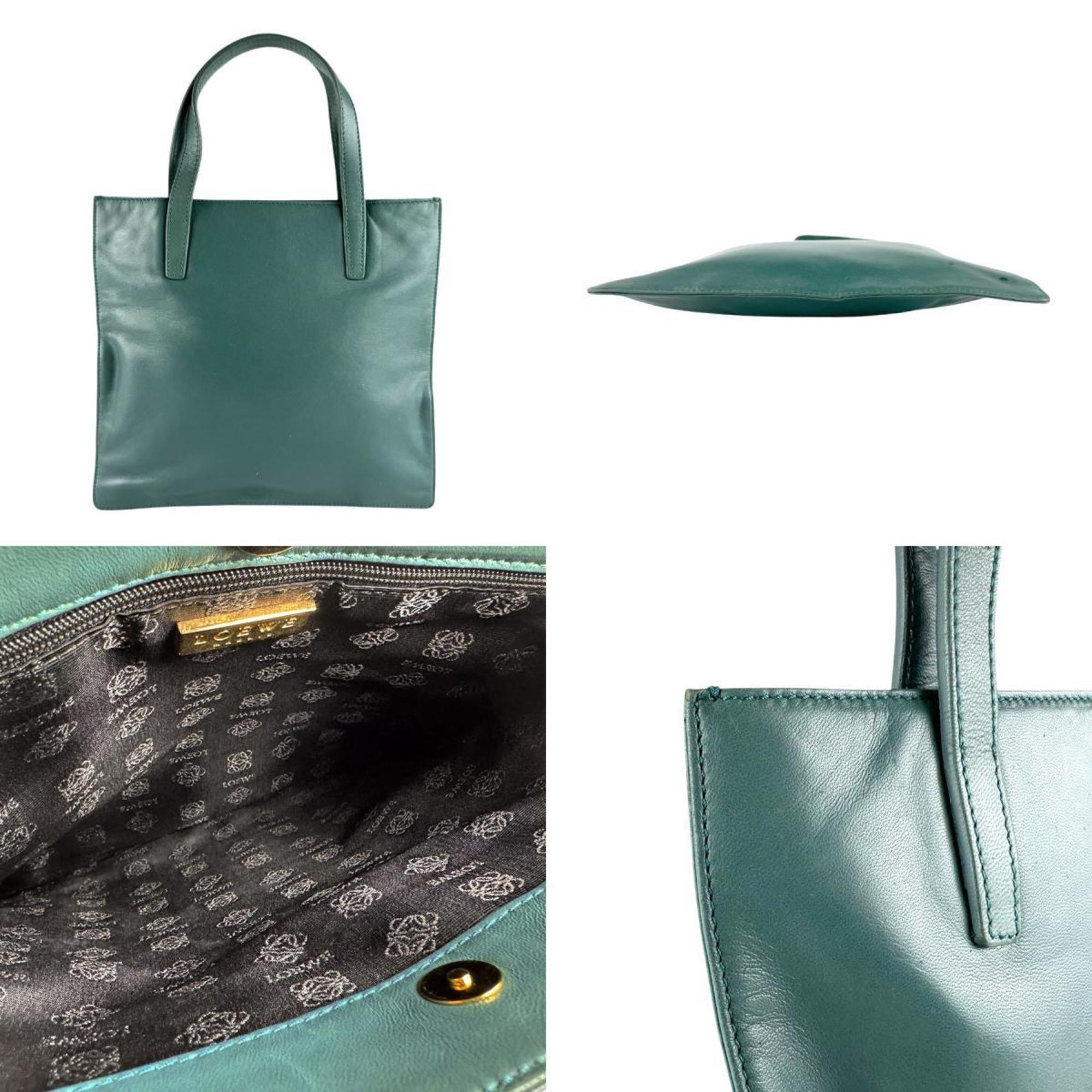 Loewe Green Leather Handbag (Pre-Owned)