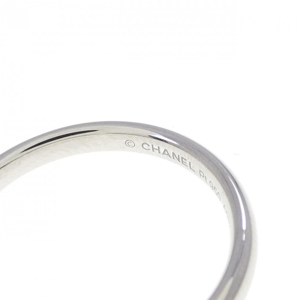 Chanel Platinum Platinum 950 Band Ring (Pre-Owned)