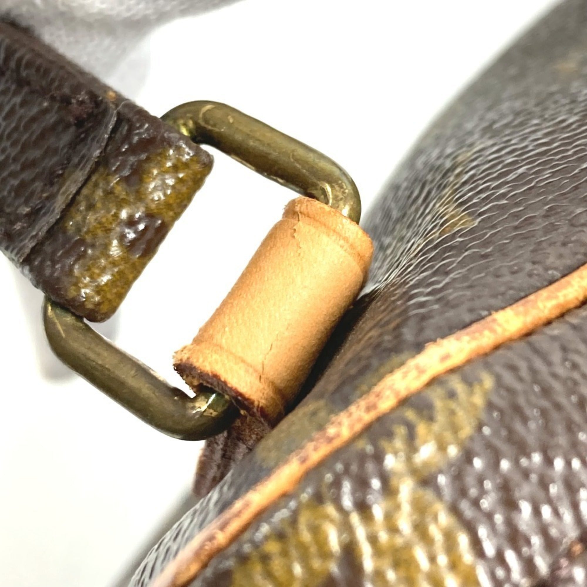 Louis Vuitton Brown Monogram Monogram Pochette Shoulder Bag (Pre-Owned)