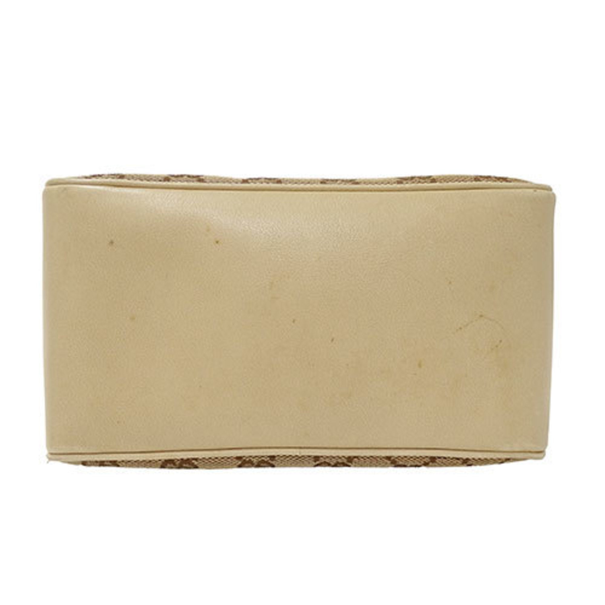 Gucci Beige Gg Canvas Handbag Shoulder Bag (Pre-Owned)