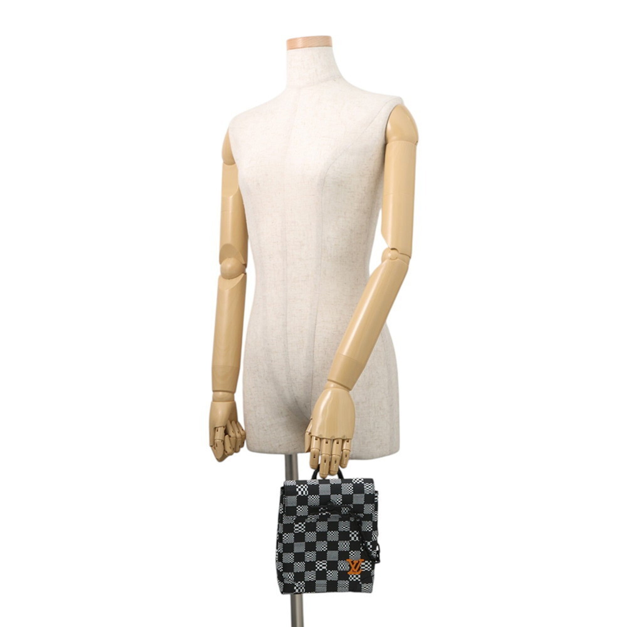 Louis Vuitton Black Blanc Noir Handbag Shoulder Bag (Pre-Owned)