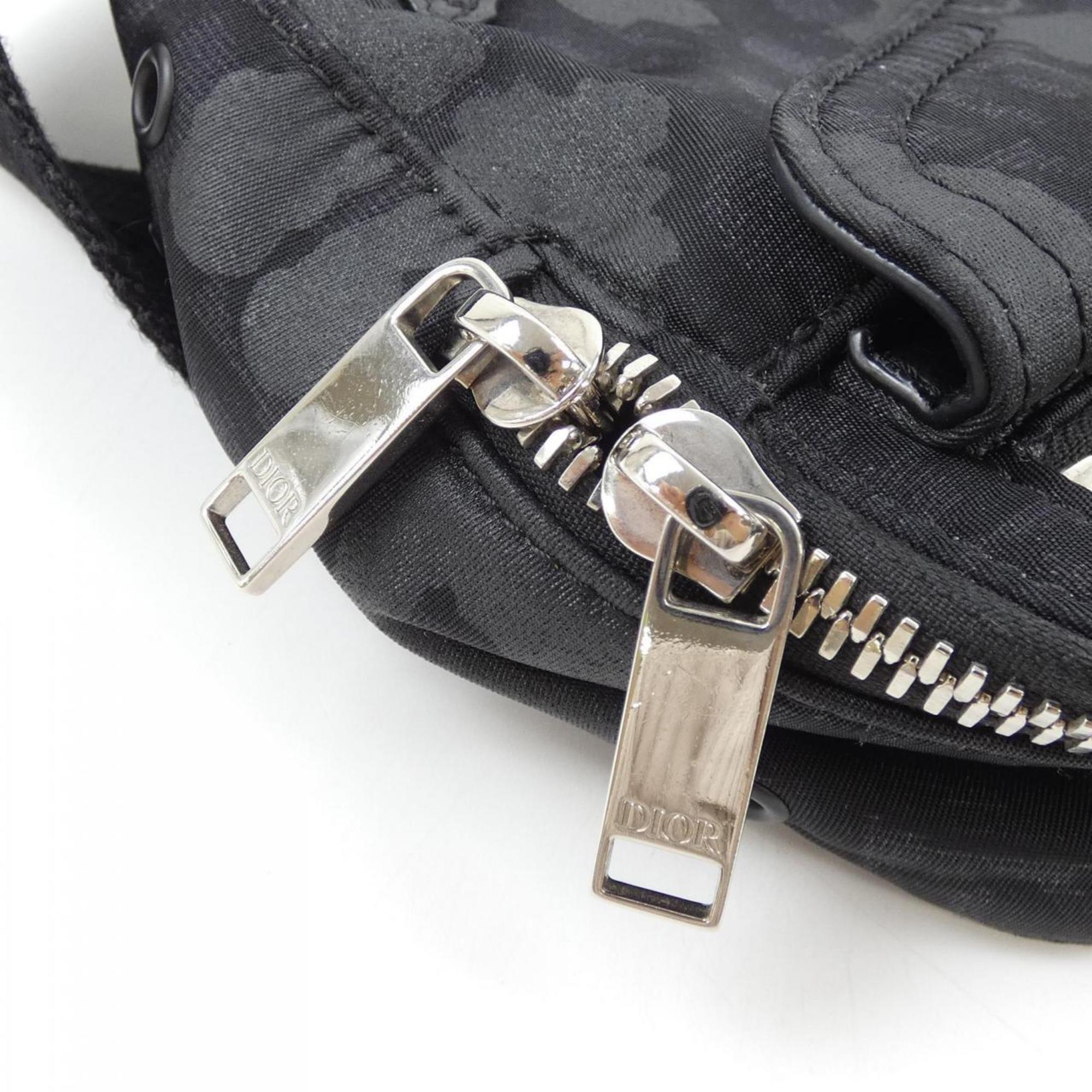 Christian Dior Black Handbag (Pre-Owned)