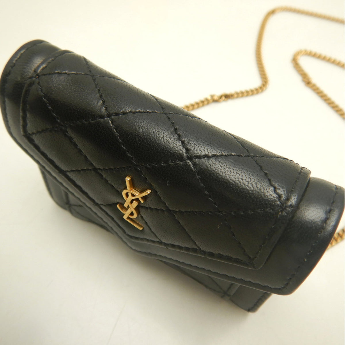 Saint Laurent Gold Leather Shoulder Bag (Pre-Owned)