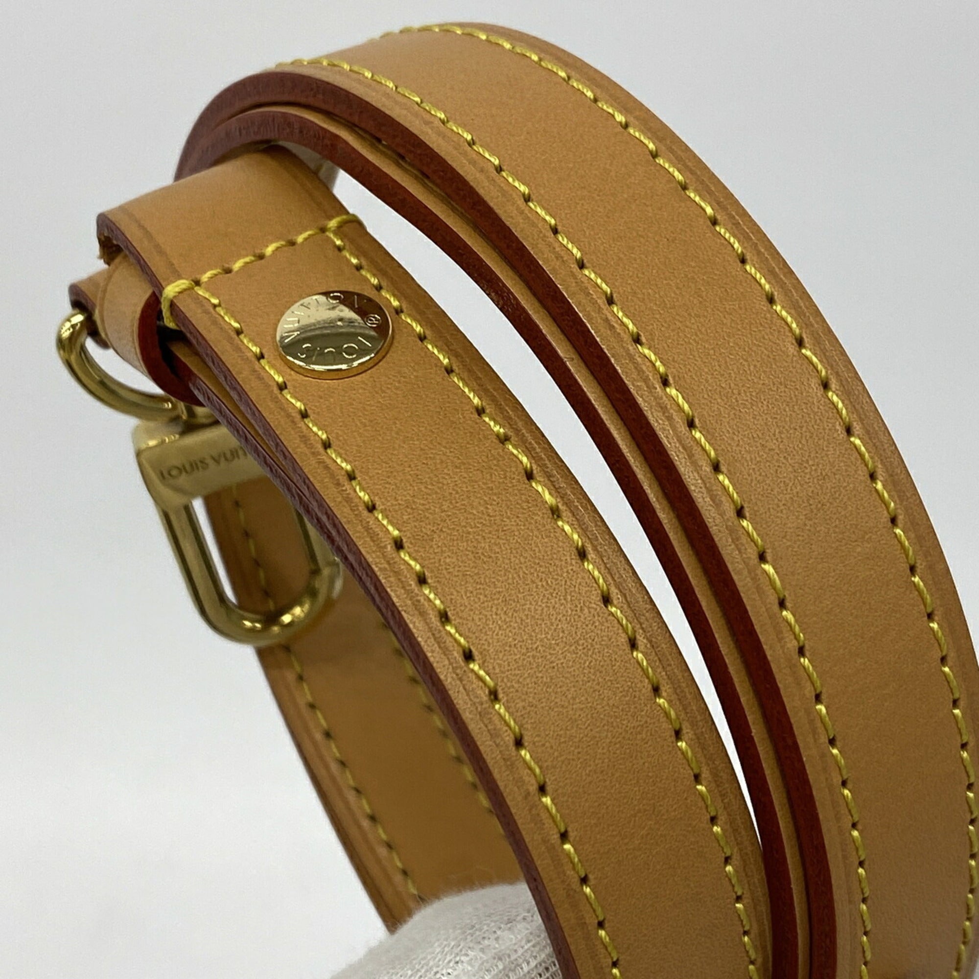 Louis Vuitton Brown Handbag (Pre-Owned)