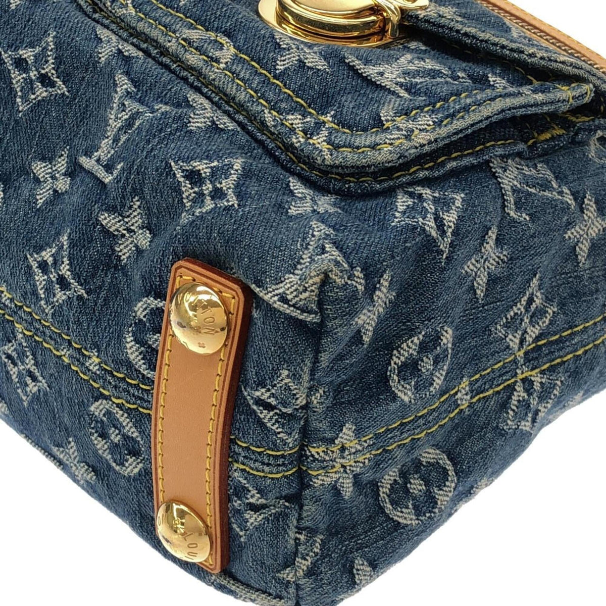 Louis Vuitton Blue Denim Shoulder Bag (Pre-Owned)
