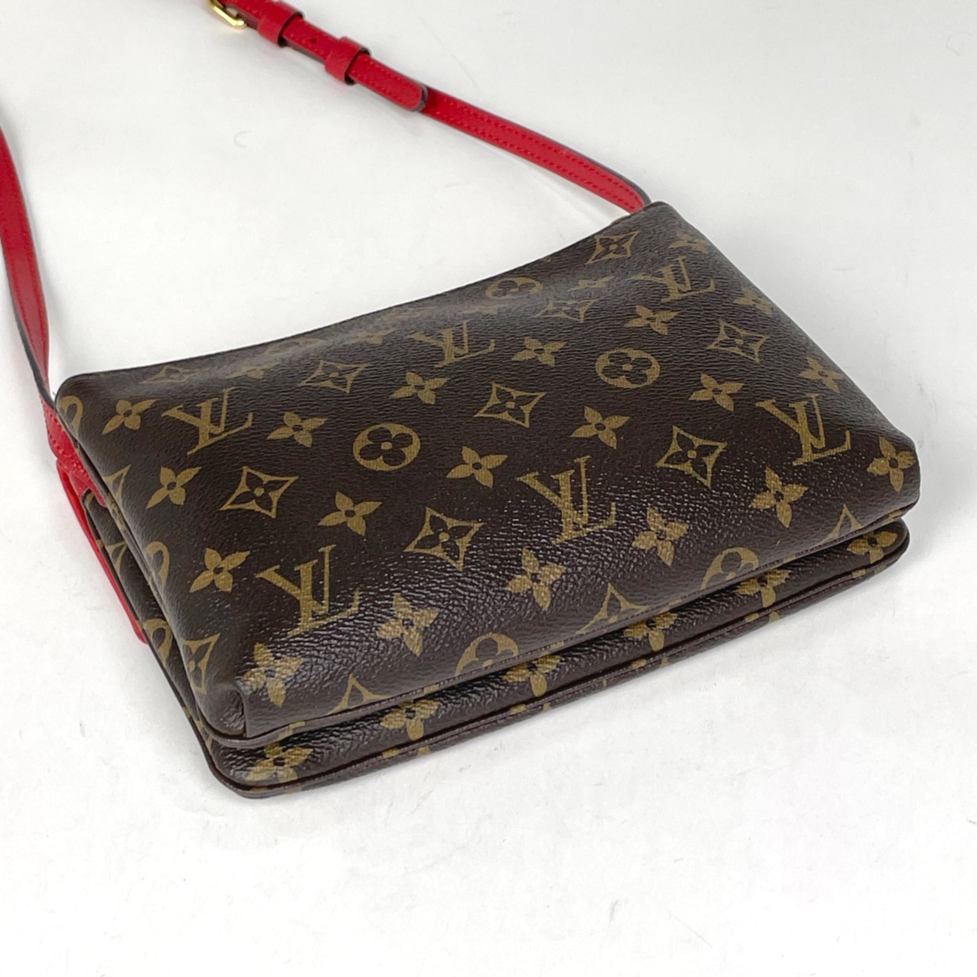 Louis Vuitton Monogram Brown Cerise Red Color Monogram Shoulder Bag (Pre-Owned)