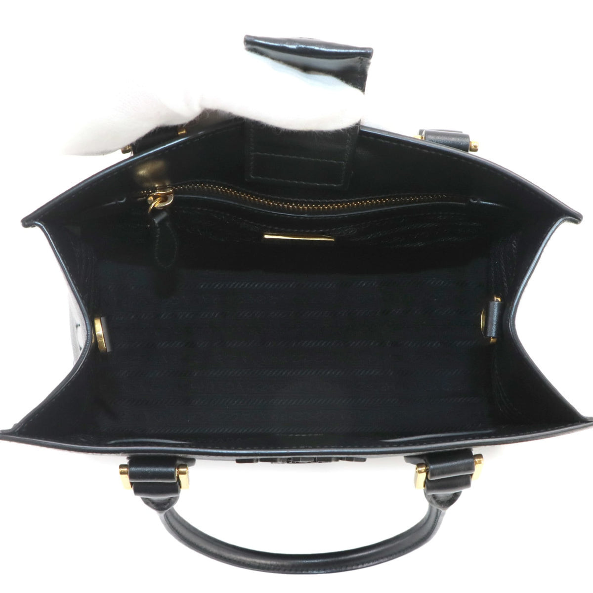 Prada Black Leather Handbag (Pre-Owned)
