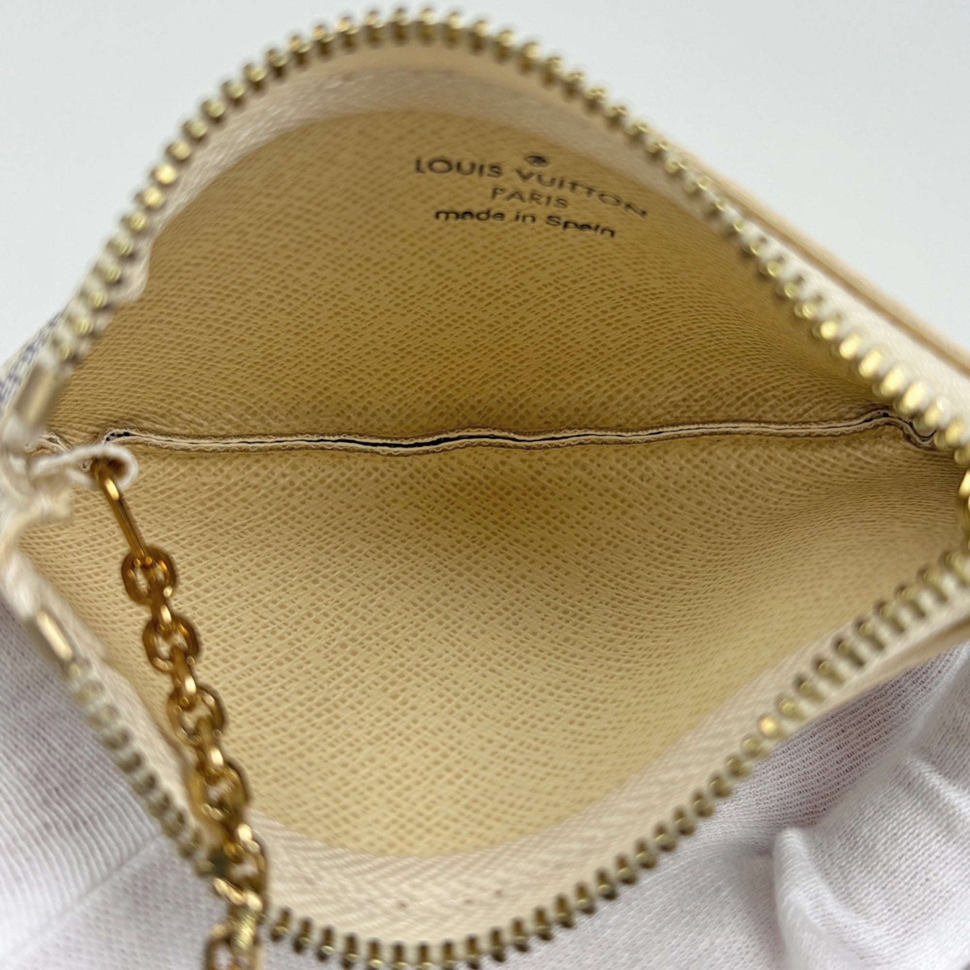 Louis Vuitton Damier Azur White Damier Azur Coin Purse/Coin Case (Pre-Owned)