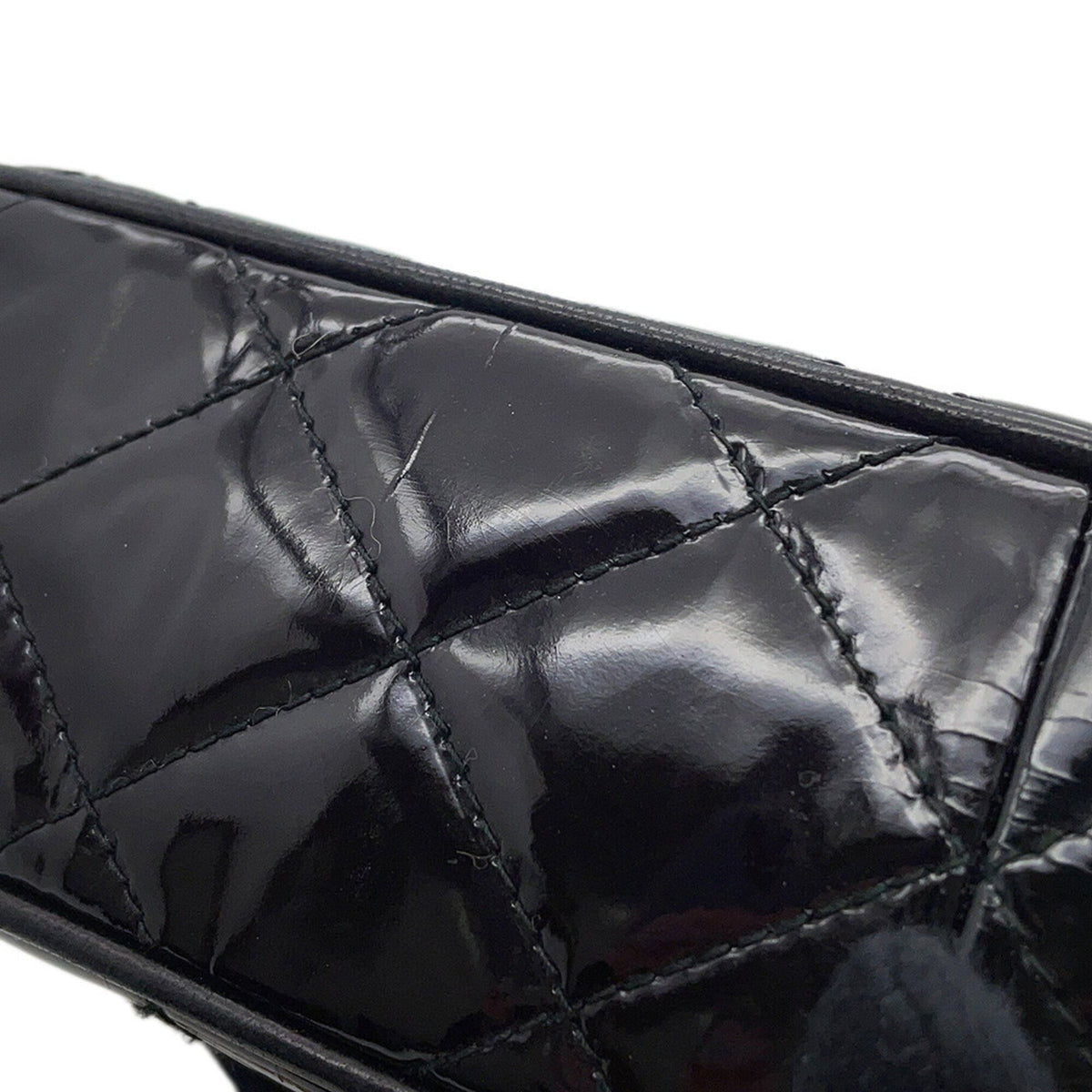 Chanel Black Patent Leather Shoulder Bag (Pre-Owned)