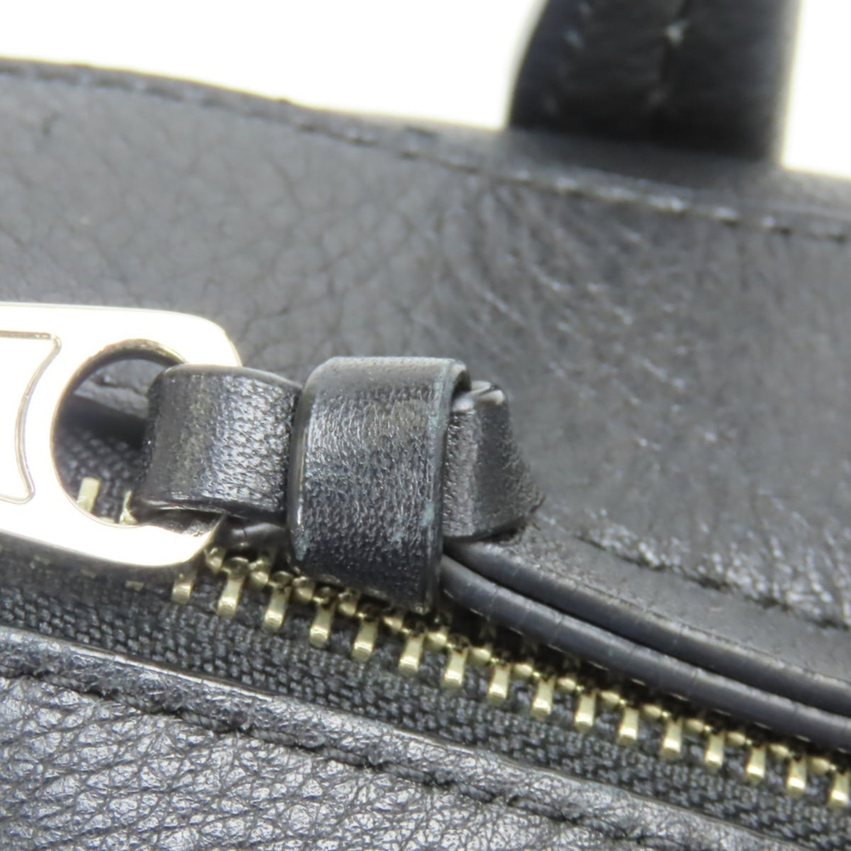 Coach Black Leather Handbag (Pre-Owned)