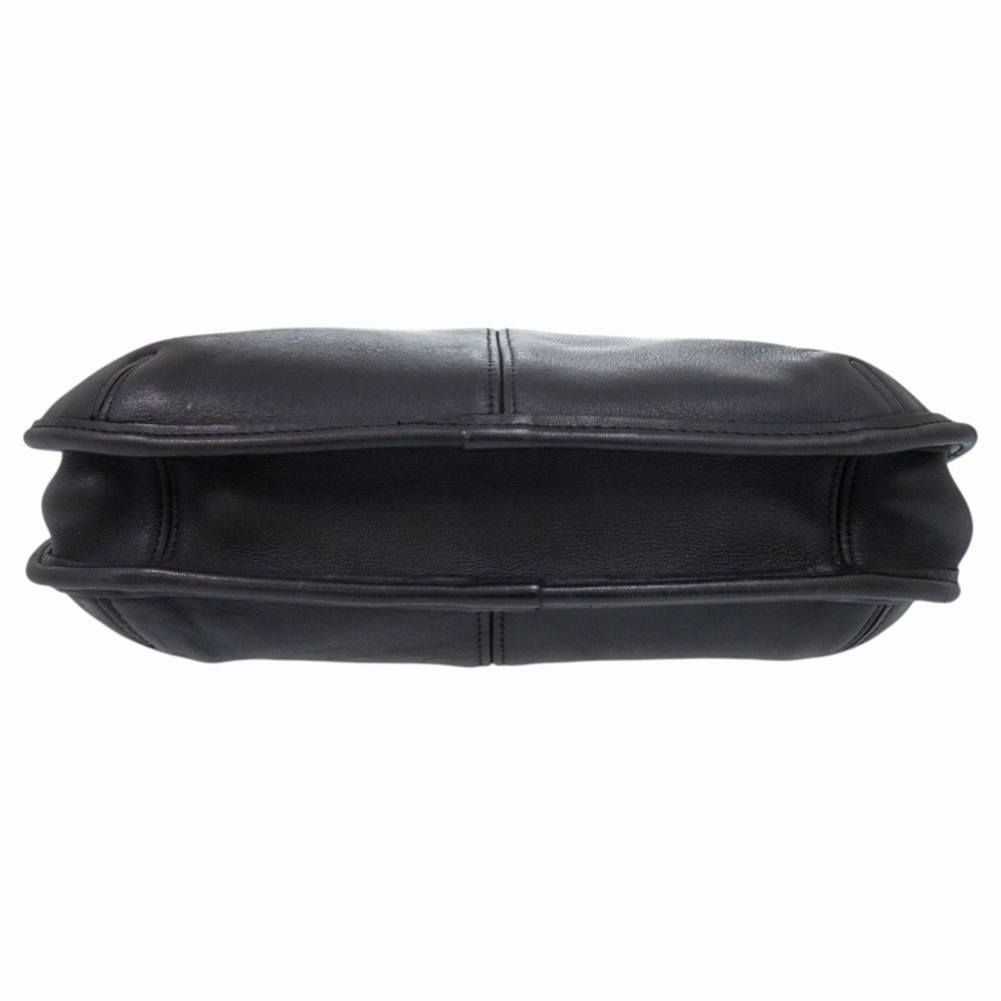 Coach Black Leather Handbag (Pre-Owned)