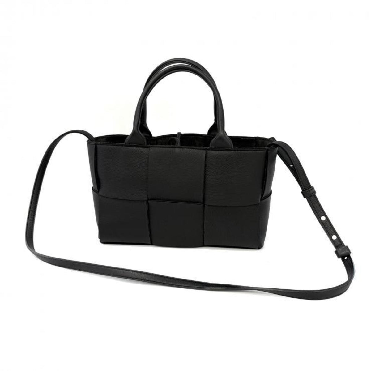 Bottega Veneta Black Leather Pouch Tote Bag (Pre-Owned)