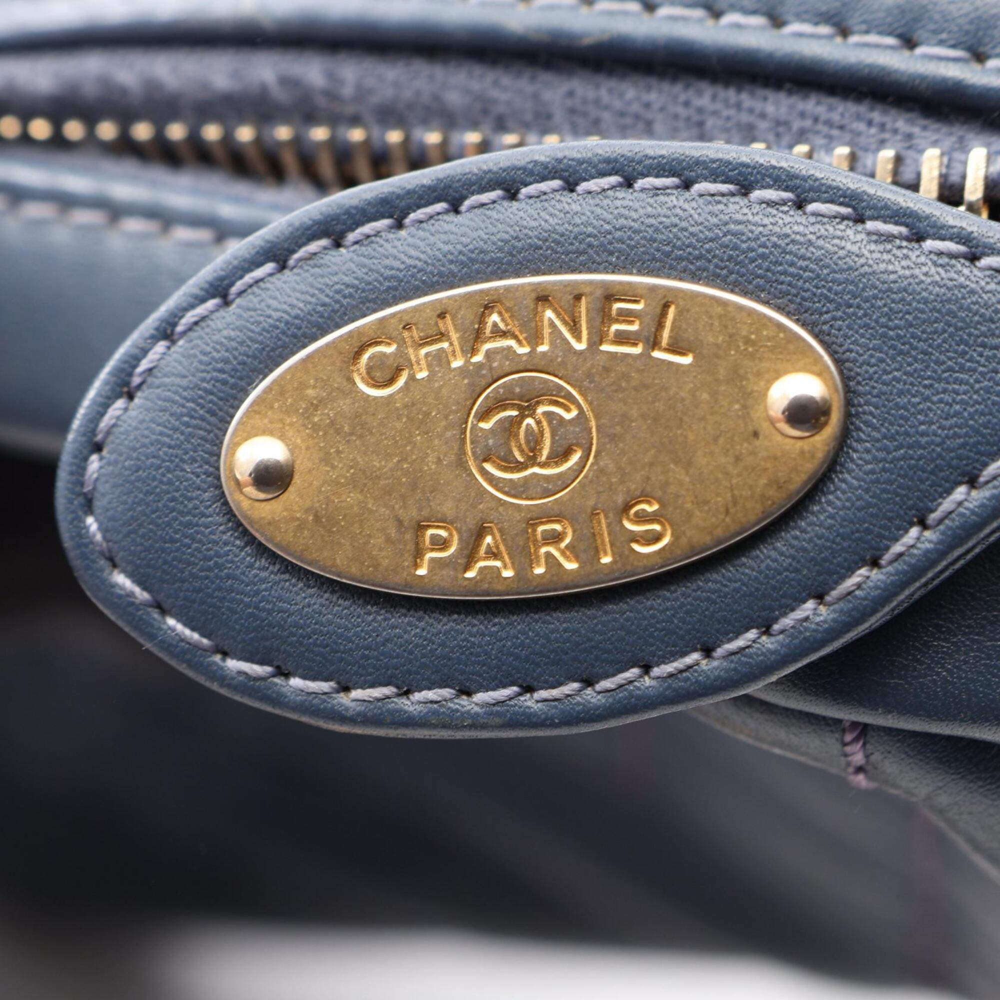 Chanel Blue Leather Handbag Shoulder Bag (Pre-Owned)