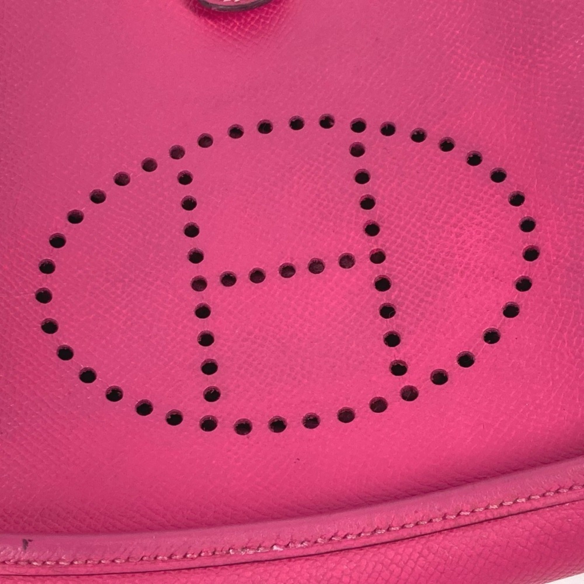 Hermes Evelyne Pink Leather Pochette Shoulder Bag (Pre-Owned)