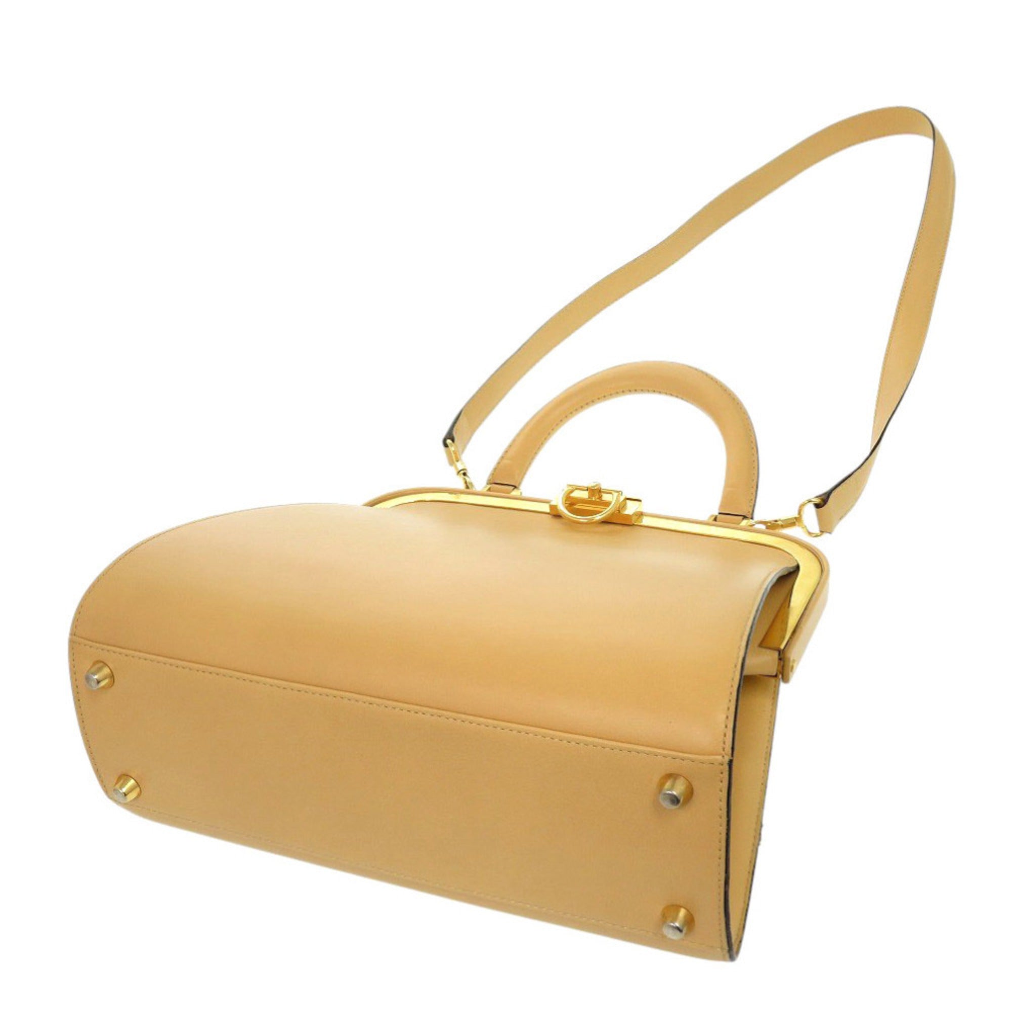 Christian Dior Beige Leather Shoulder Bag (Pre-Owned)