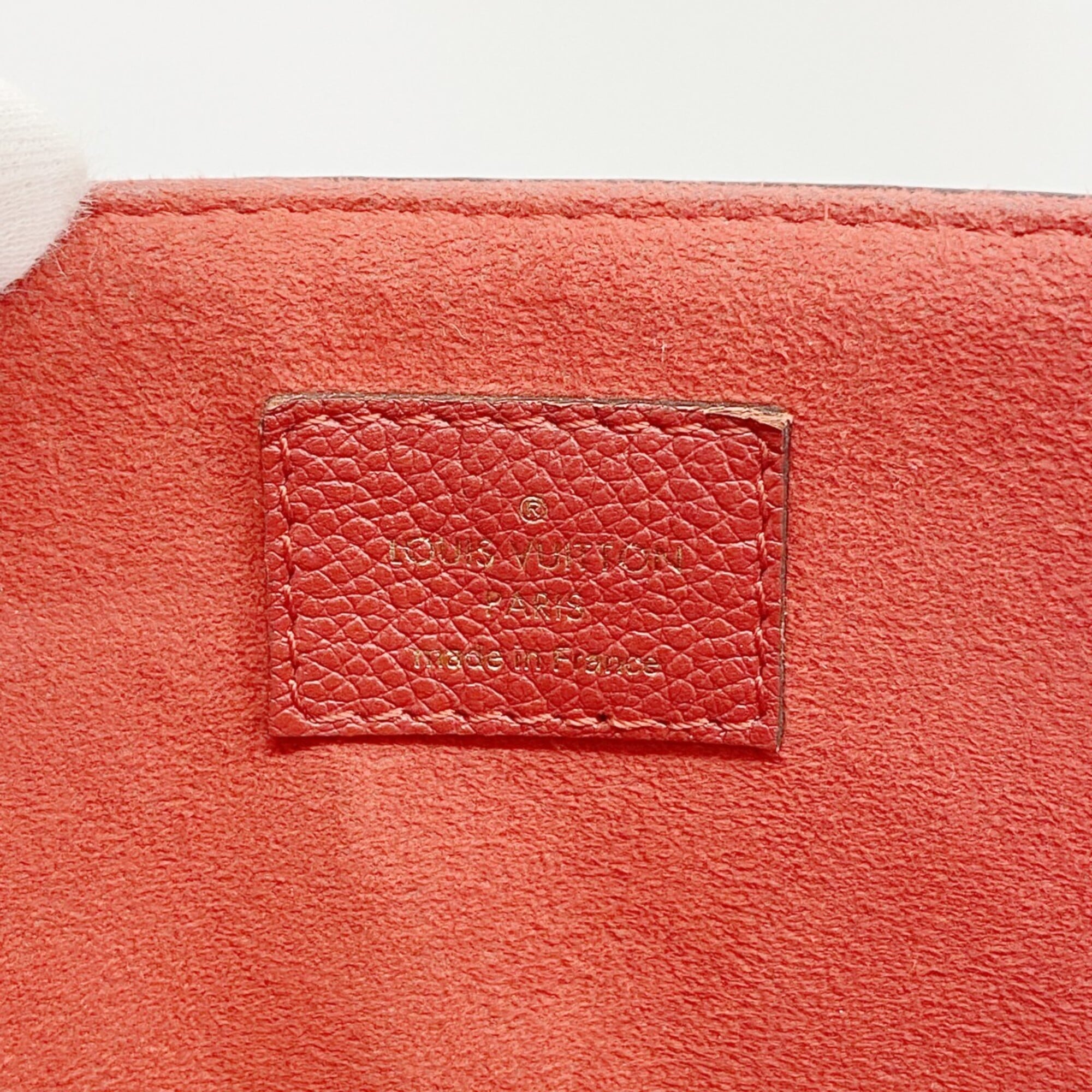 Louis Vuitton Rouge Handbag (Pre-Owned)