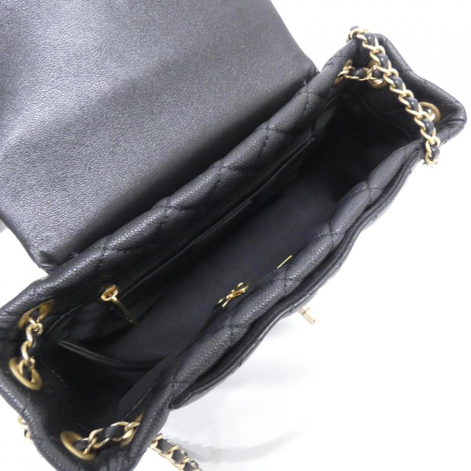 Chanel Black Grained Calfskin Leather Handbag (Pre-Owned)
