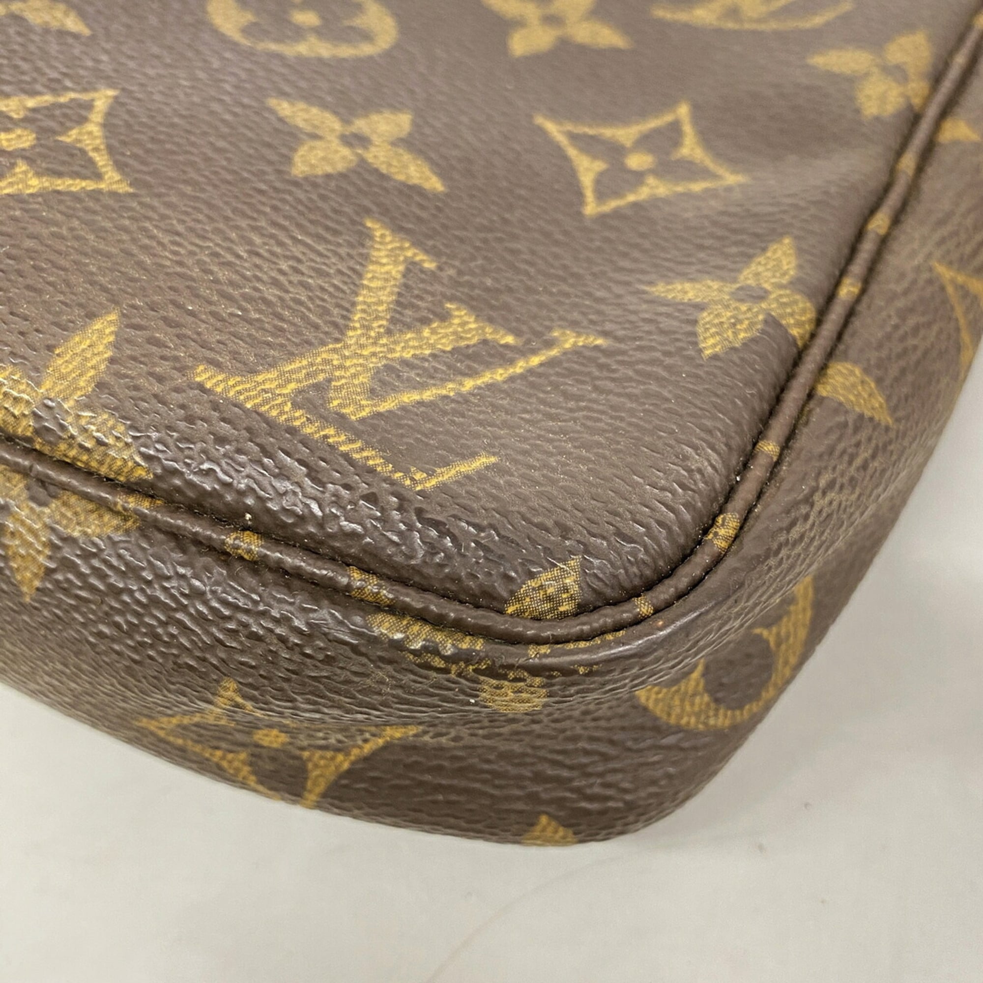 Louis Vuitton Brown Pouch (Pre-Owned)