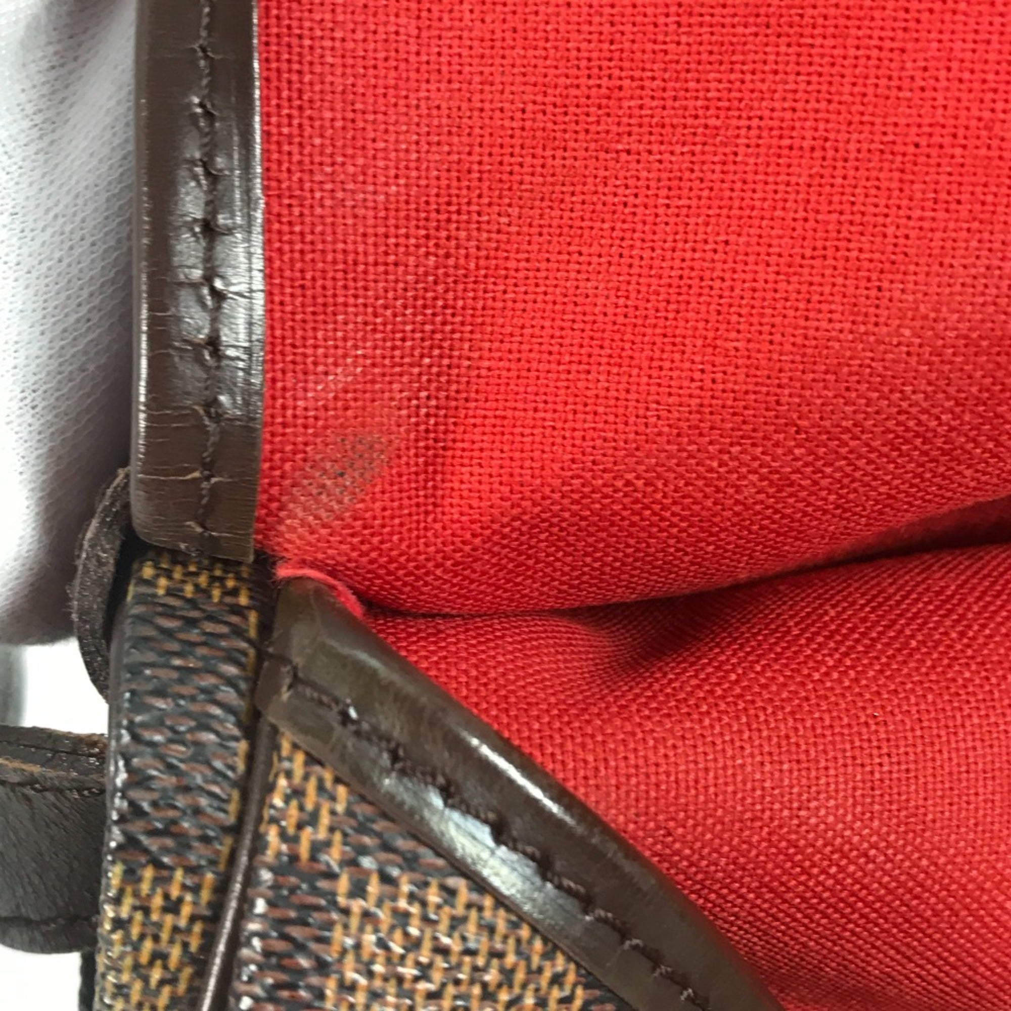 Louis Vuitton Brown Other Shoulder Bag (Pre-Owned)