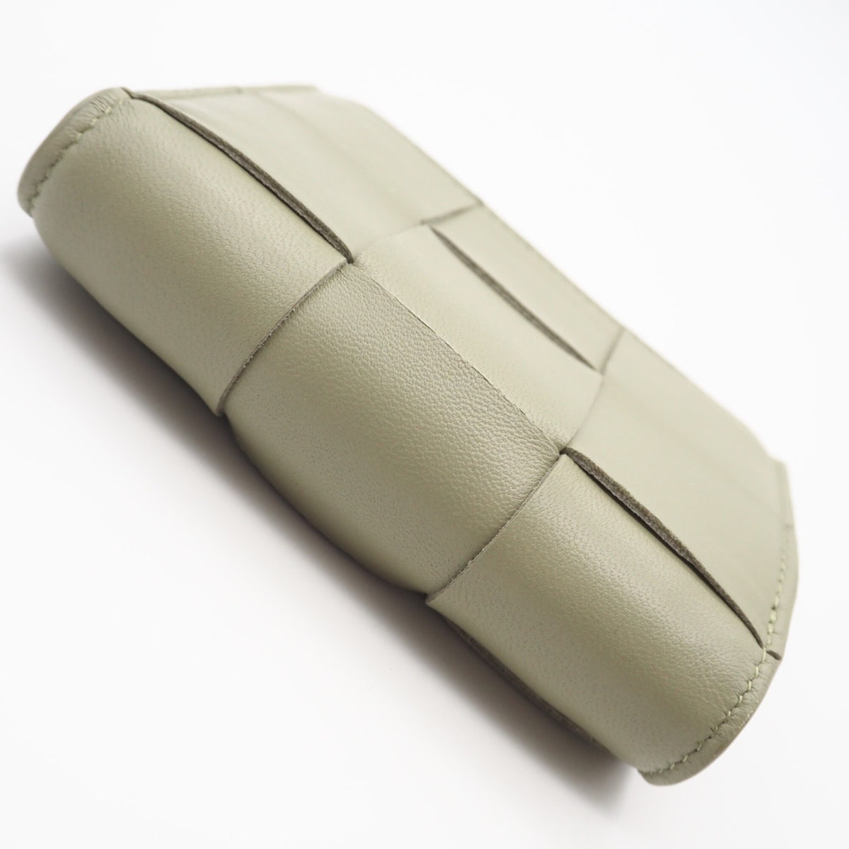 Bottega Veneta Beige Leather Wallet (Bi-Fold) (Pre-Owned)