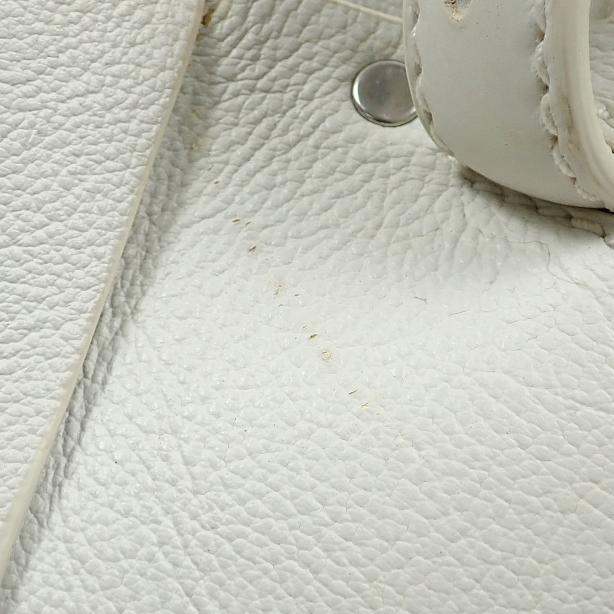 Bottega Veneta White Leather Handbag (Pre-Owned)