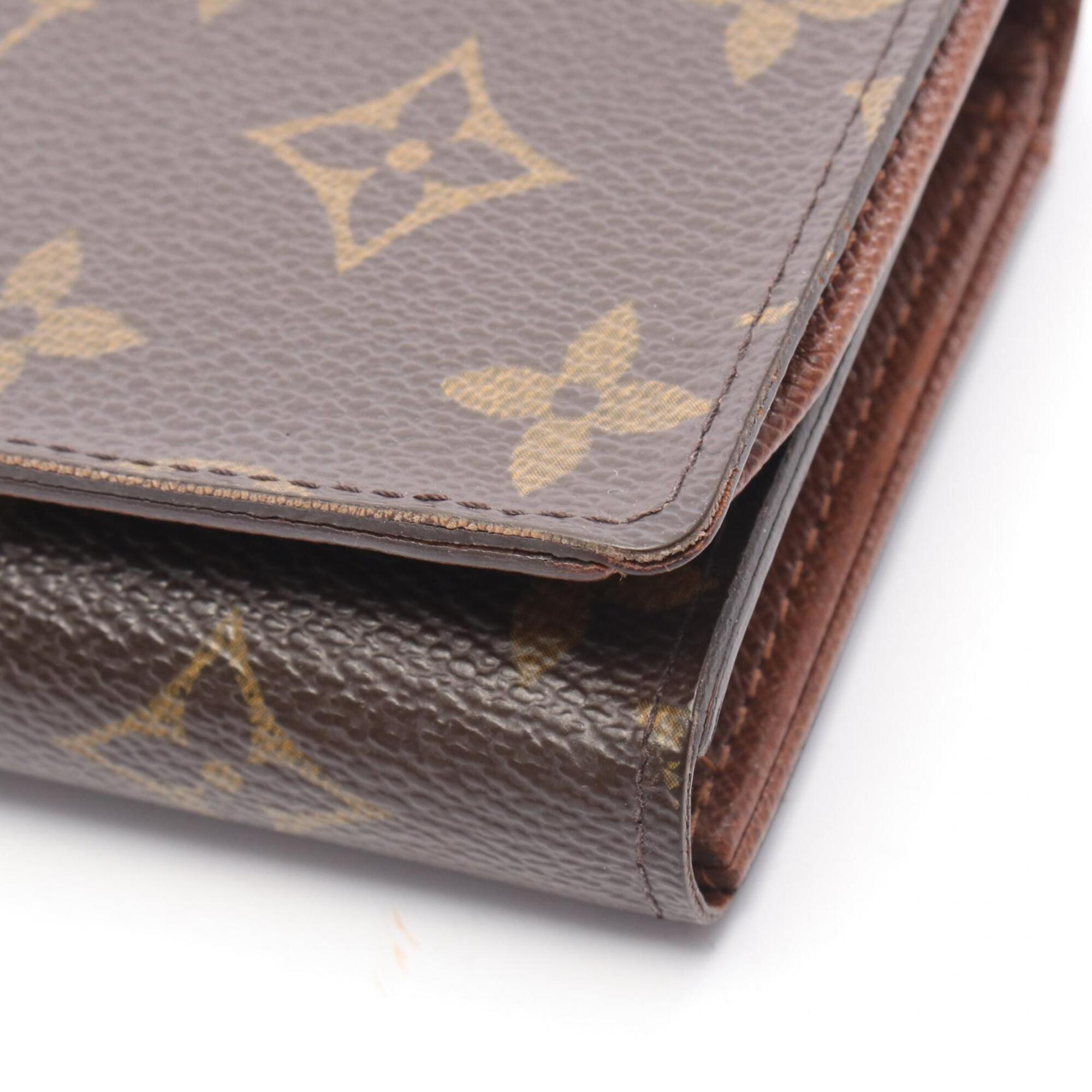 Louis Vuitton Brown Monogram Leather Pvc Wallet (Bi-Fold) (Pre-Owned)