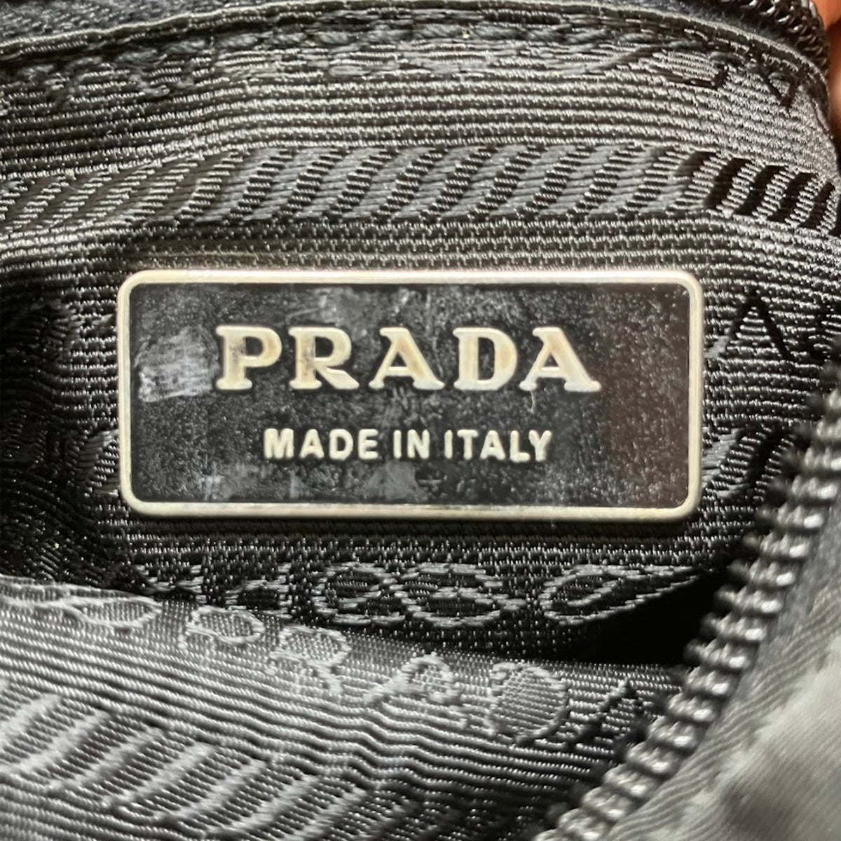Prada Black Nylon Shoulder Bag (Pre-Owned)