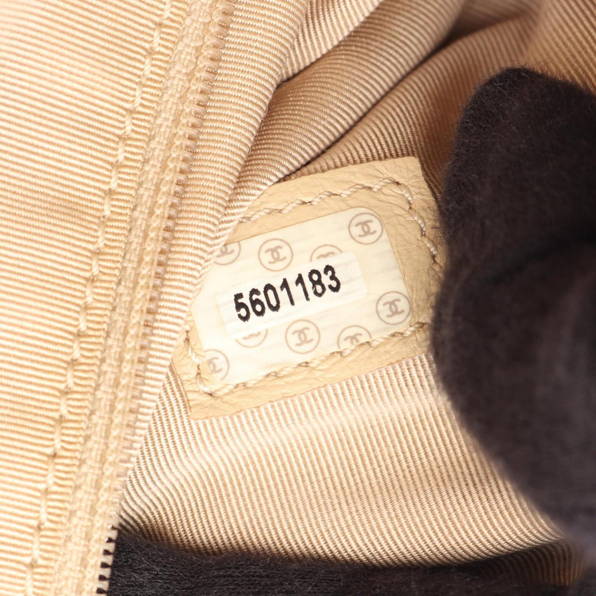 Chanel Beige Grained Calfskin Backpack Handbag (Pre-Owned)
